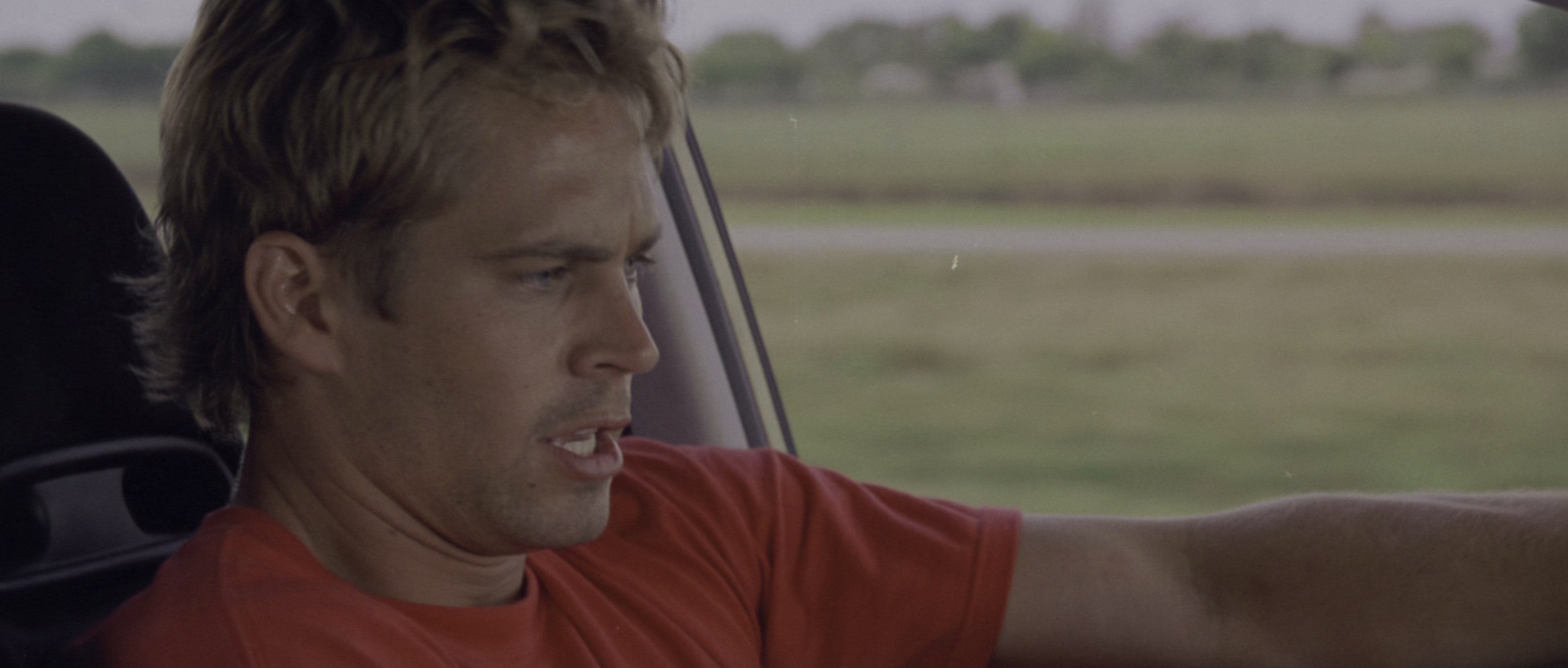 速度与激情2 [国英多音轨/简繁英字幕].2.Fast.2.Furious.2003.2160p.UHD.BluRay.HDR.x265.10bit.DTS-X.7.1-ParkHD 27.03GB-6.png