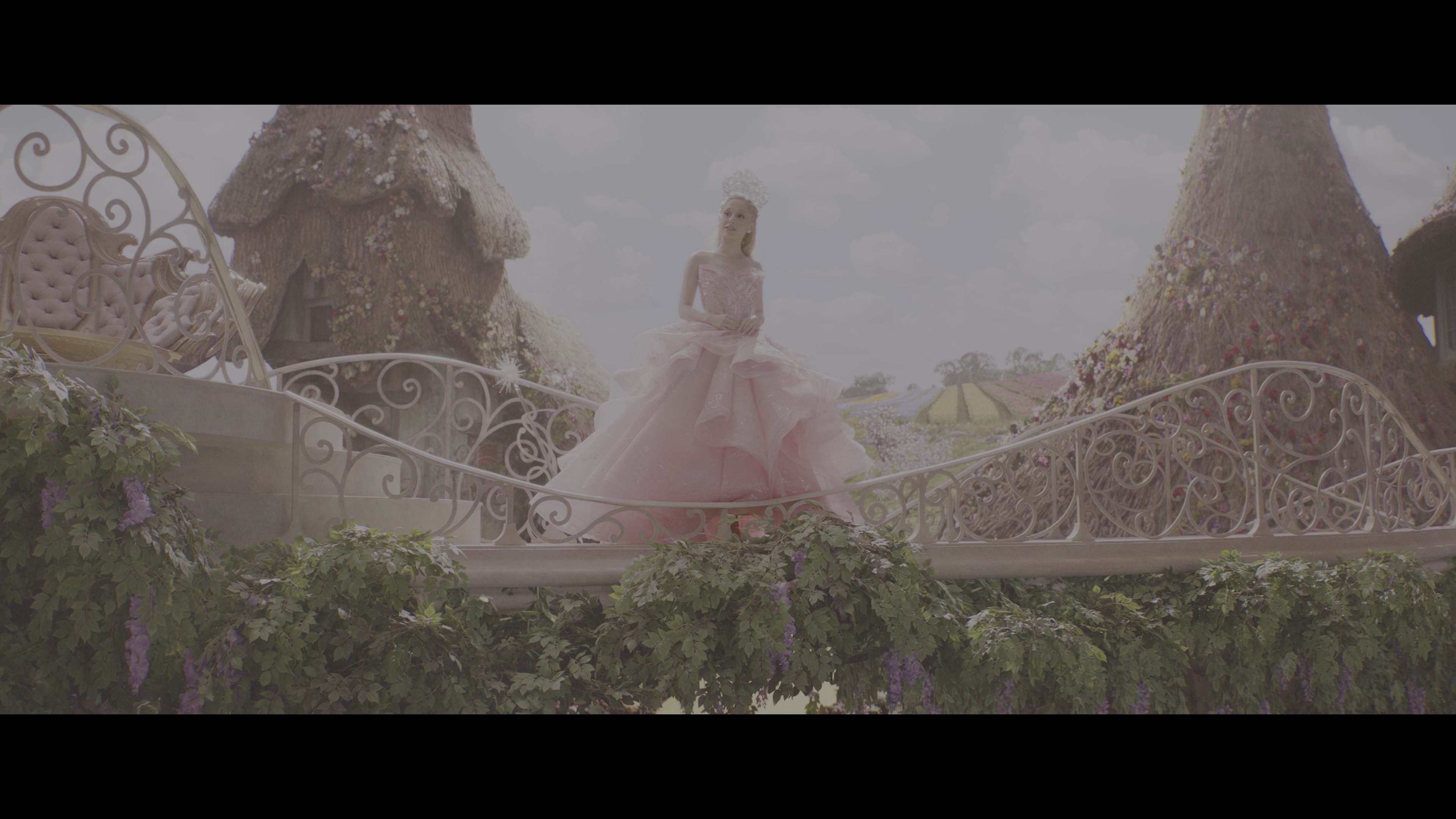 魔法坏女巫2 [简繁英字幕].Wicked.For.Good.2025.2160p.MA.WEB-DL.H.265.DDP5.1.Atmos-QuickIO 24.75GB-7.png