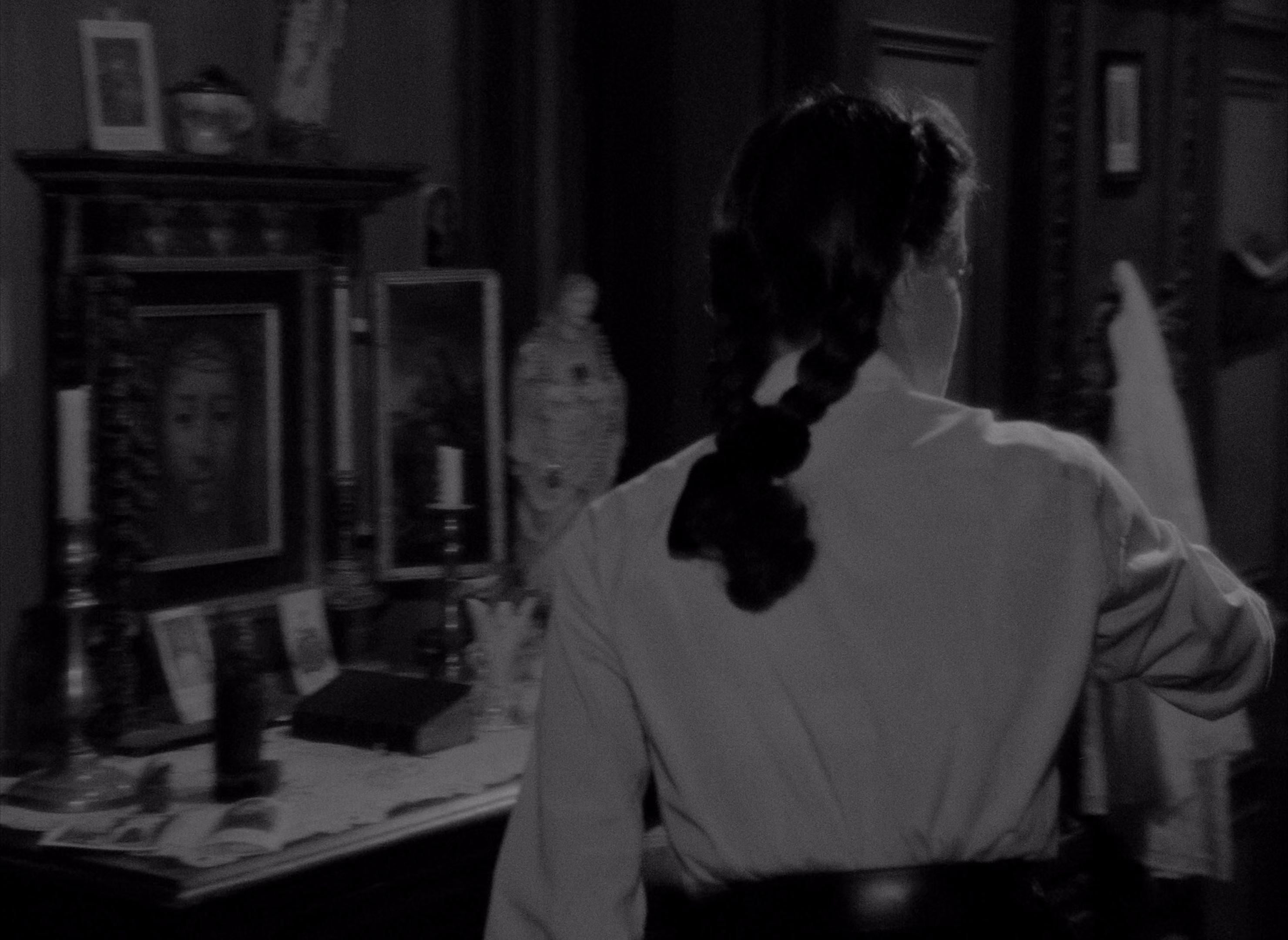 恶魔 [HDR/杜比视界双版本][中文字幕].Diabolique.1955.2160p.UHD.BluRay.DV.x265.10bit.DTS-HD.MA2.0-ParkHD 19.60GB-2.png