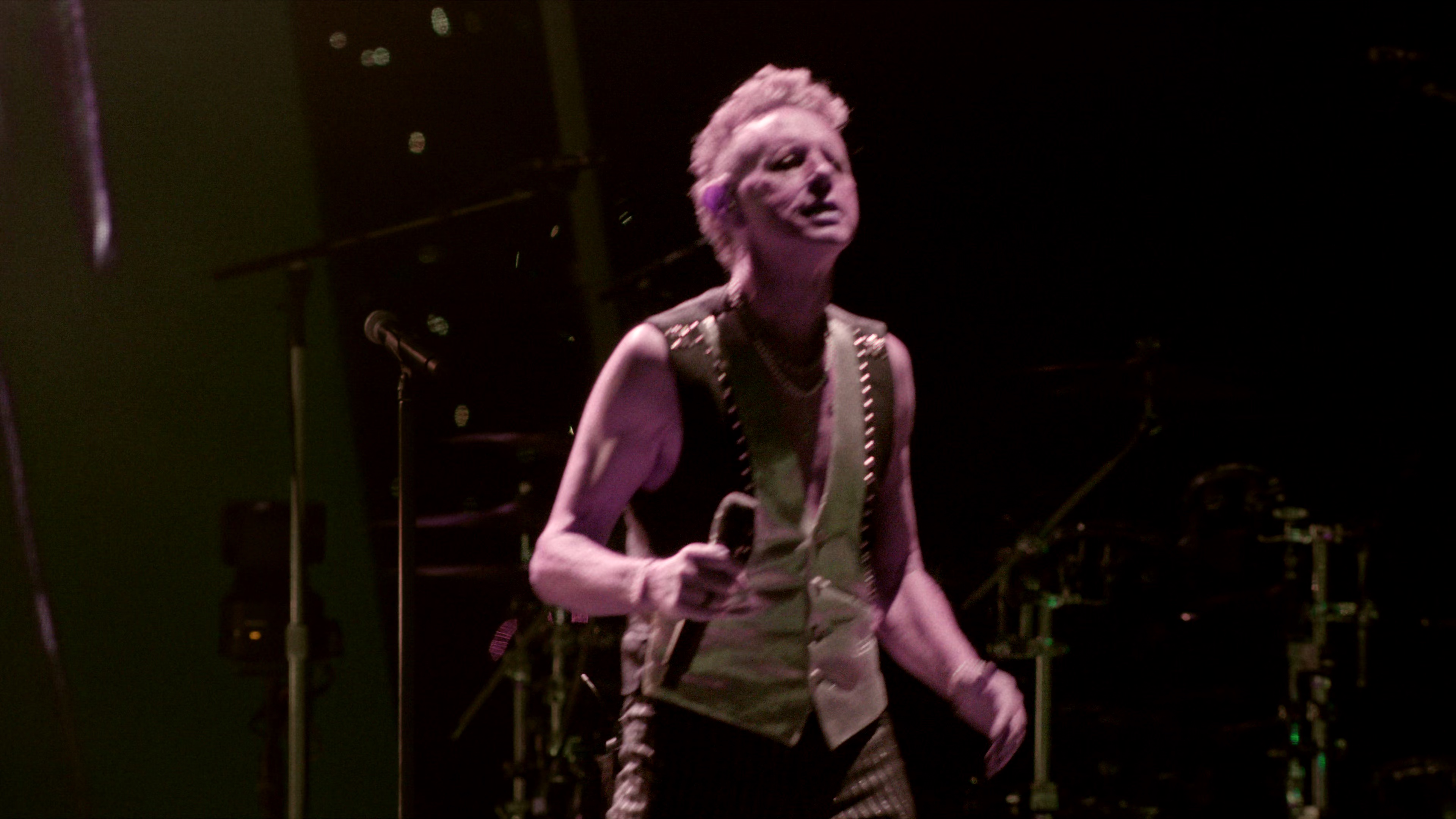 Depeche.Mode.M [无字片源].Depeche.Mode.M.2025.2160p.NF.WEB-DL.DDP.5.1.H.265-DreamHD 8.68GB-4.png