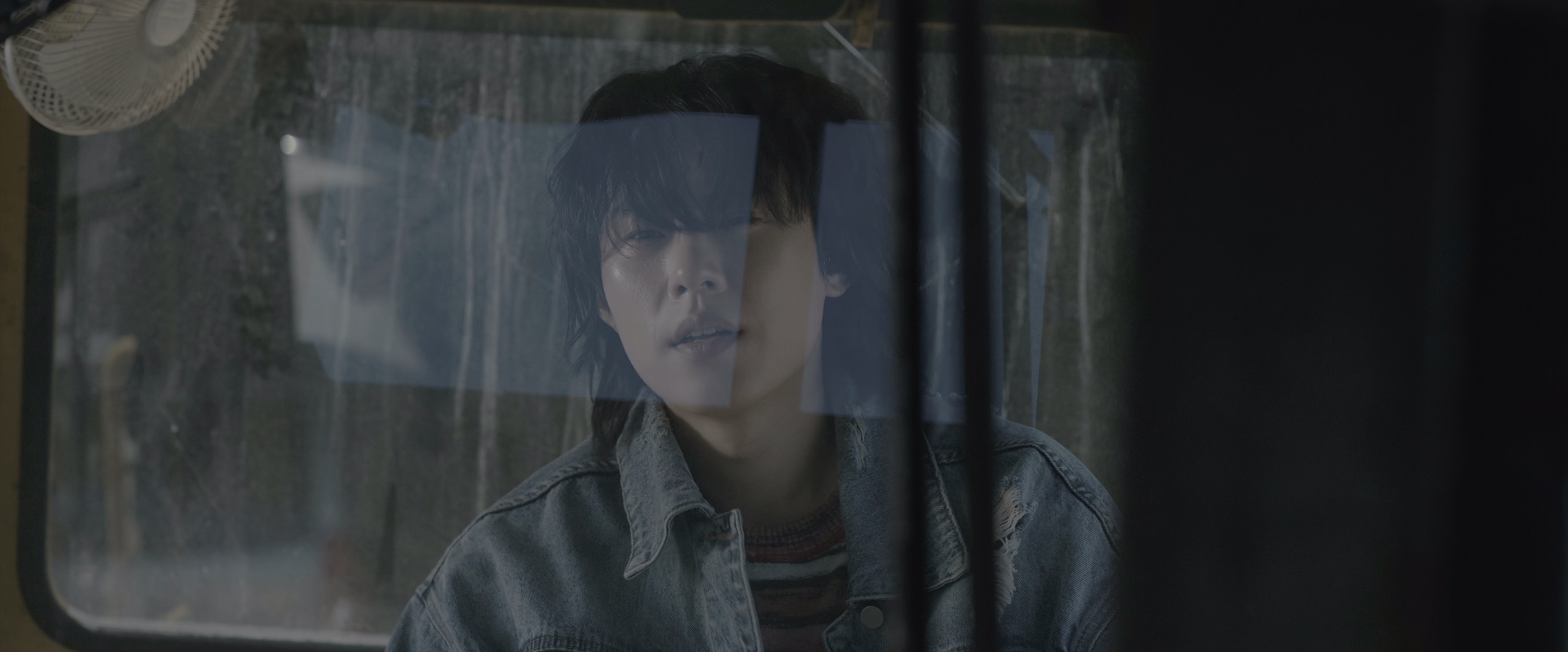 破果 [中文字幕].The.Old.Woman.with.the.Knife.AKA.Pagwa.2025.2160p.UHD.BluRay.HDR.x265.10bit.DTS-HD.MA.5.1-ParkHD 21.95GB-2.png