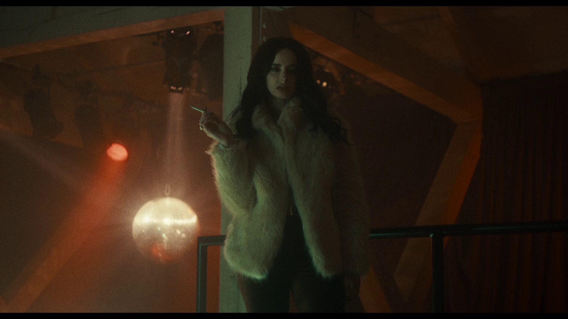 冷血狐狸 [无字片源].Stone.Cold.Fox.2025.1080p.NF.WEB-DL.DDP.5.1.H.264-DreamHD 4.88GB-7.png