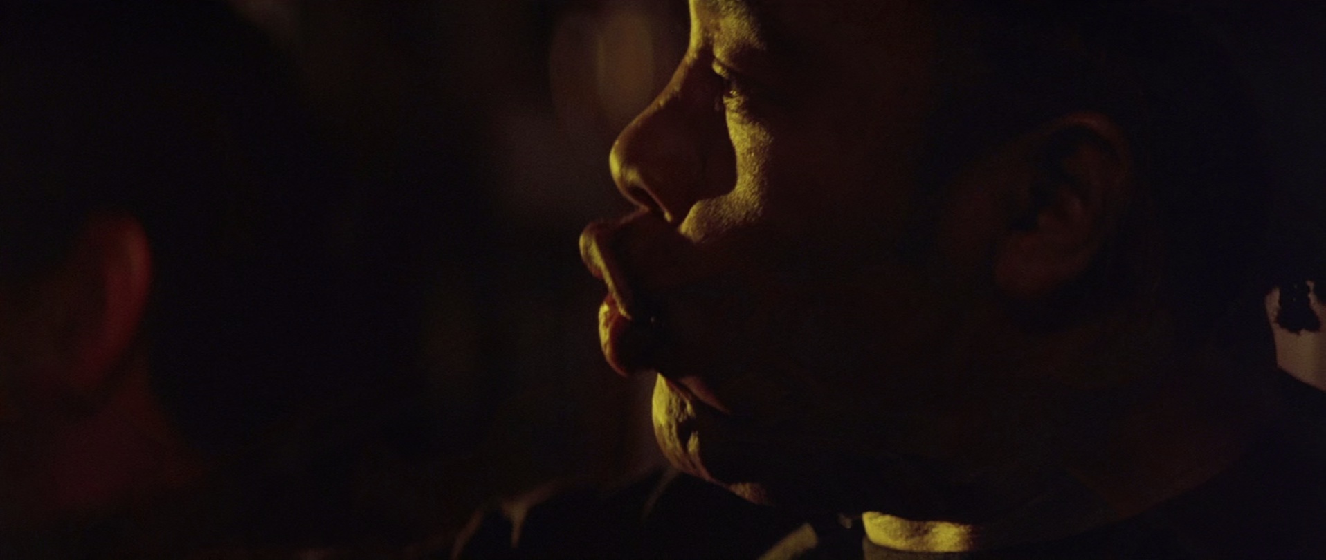 训练日 [简繁英字幕].Training.Day.2001.1080p.BluRay.x265.10bit.DD.5.1-QuickIO 4.84GB-5.png