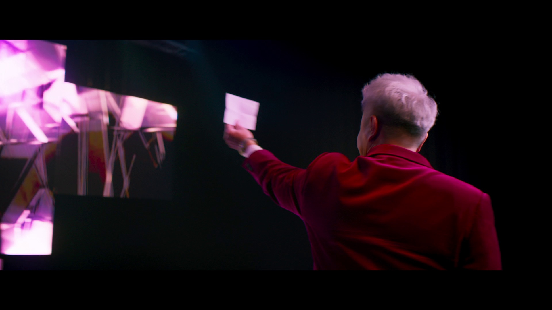 惊爆魔盗团 [中文字幕].Magik.Rompak.2025.1080p.NF.WEB-DL.DDP5.1.H264-PandaQT 5.24GB-6.png