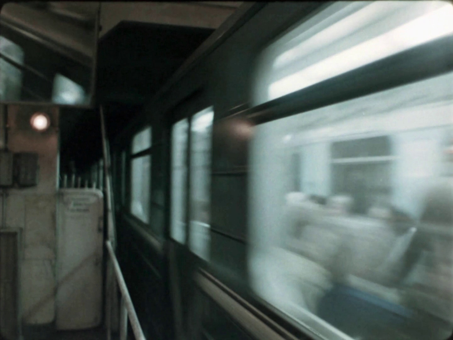 衰弱症 [中文字幕].Astenicheskiy.sindrom.AKA.The.Asthenic.Syndrome.1989.BluRay.1080p.REMUX.AVC.DTS-HDMA2.0-DreamHD 33.76GB-3.png