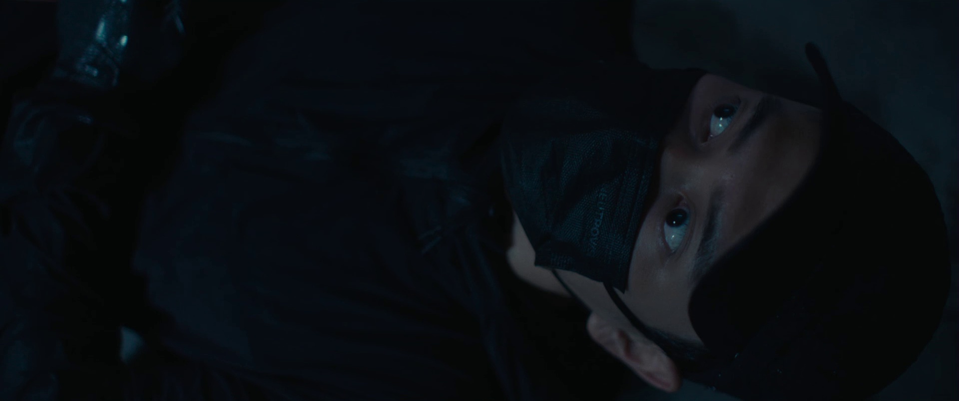 私家侦探 [国粤多音轨/中文字幕].Behind.The.Shadows.2025.1080p.BluRay.x265.10bit.TrueHD.5.1-ParkHD 8.72GB-6.png