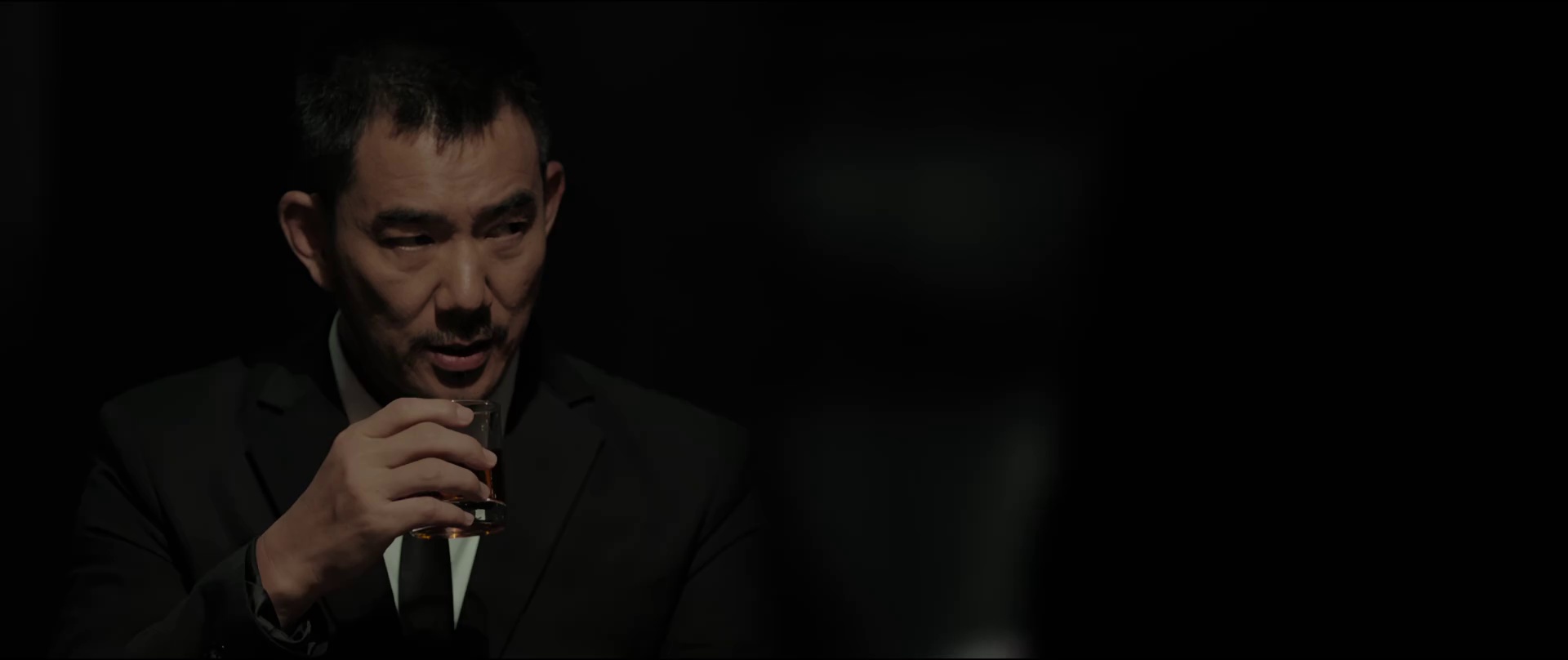 风林火山 [国语配音].Sons.of.the.Neon.Night.2025.2160p.WEB-DL.H265.HDR.DDP5.1-PandaQT 5.74GB-5.png