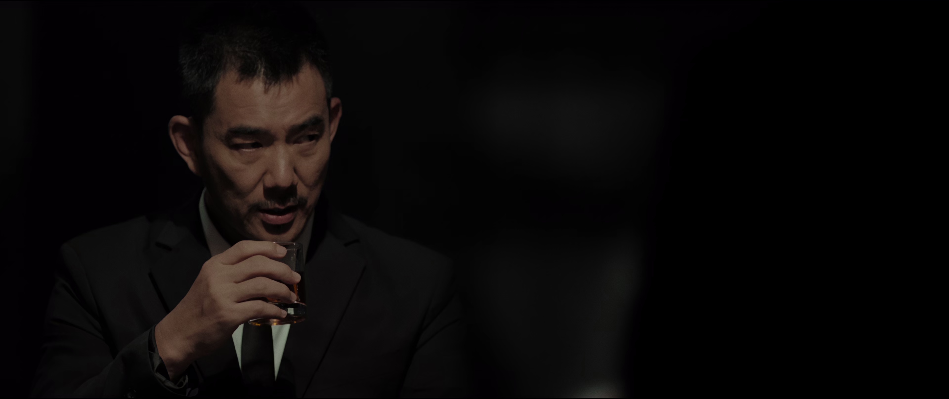 风林火山 [60帧率版本][高码版][国语配音].Sons.of.the.Neon.Night.2025.2160p.WEB-DL.H265.HQ.HDR.60fps.DTS5.1-PandaQT 20.79GB-5.png