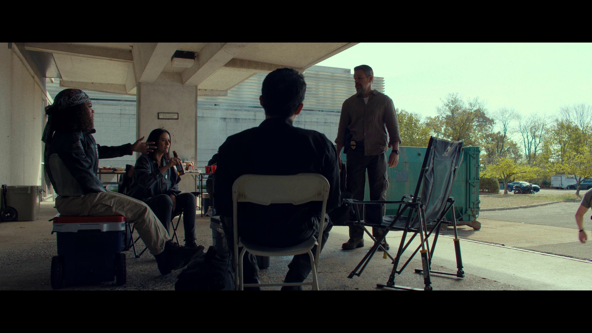 全信没收 [简繁英字幕].The.Rip.2026.1080p.NF.WEB-DL.DDP5.1.Atmos.H264-PandaQT 4.43GB-2.png