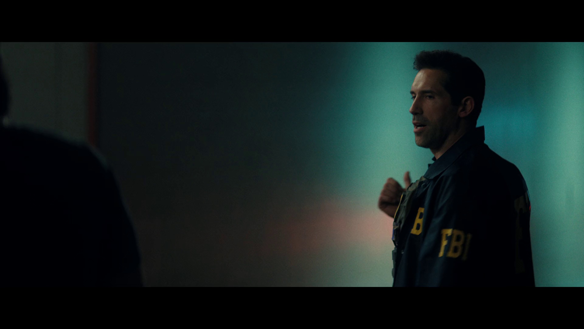 全信没收 [简繁英字幕].The.Rip.2026.1080p.NF.WEB-DL.DDP5.1.Atmos.H264-PandaQT 4.43GB-7.png