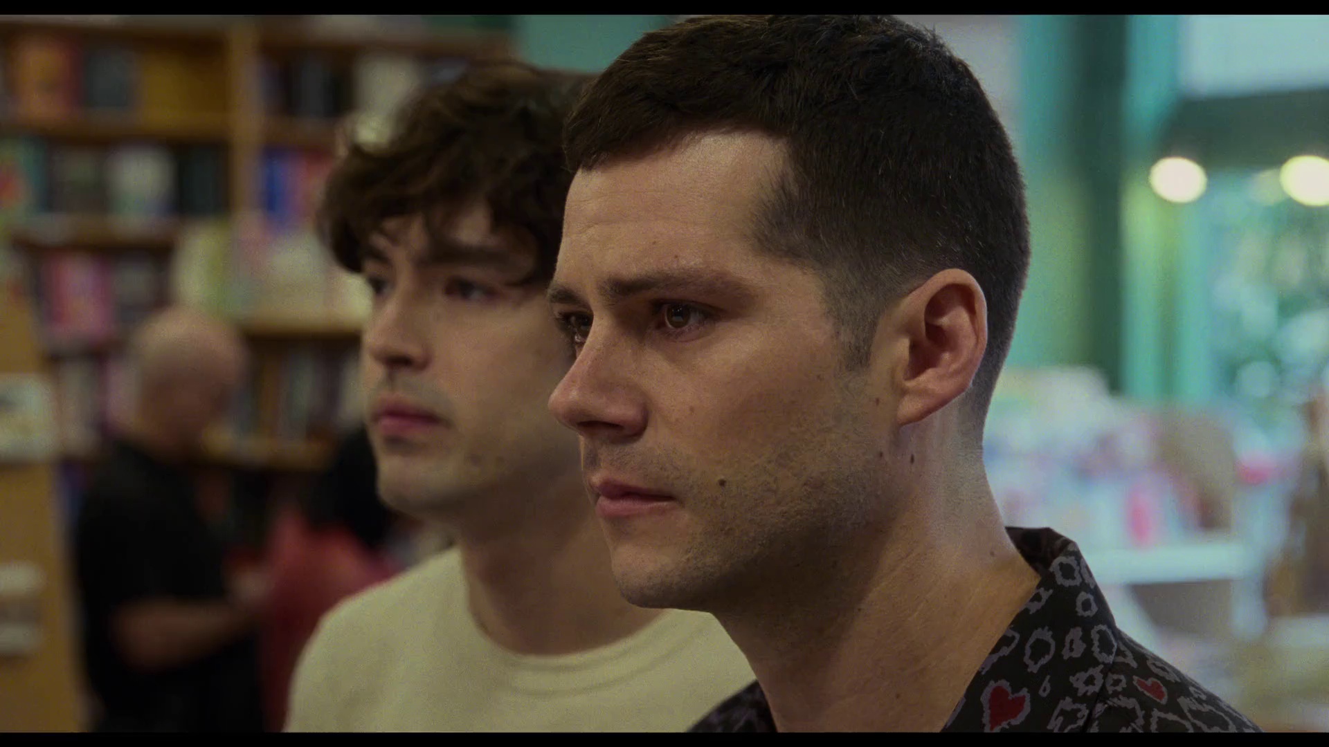 无双 [无字片源].Twinless.2025.1080p.Hulu.WEB-DL.DDP.5.1.H.264-DreamHD 3.20GB-2.png