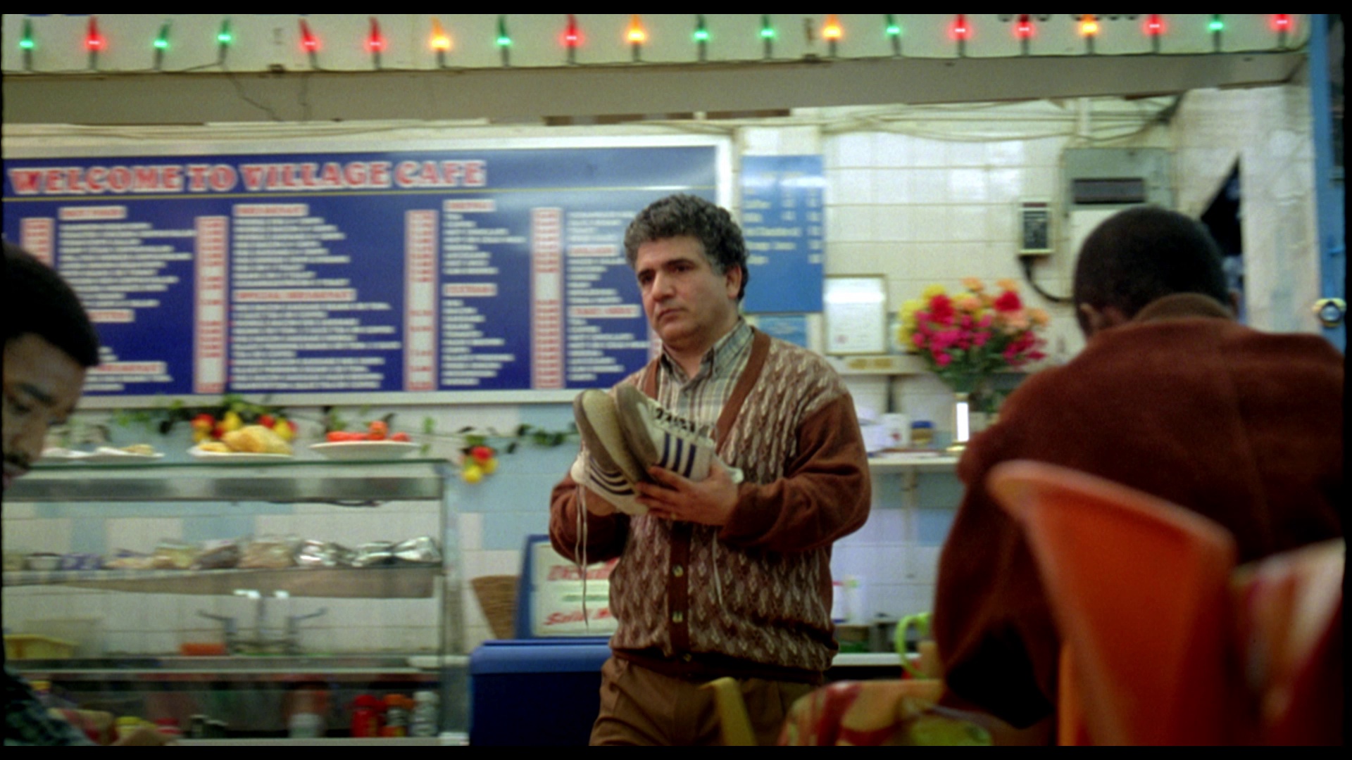 美丽坏东西 [简繁英字幕].Dirty.Pretty.Things.2002.BluRay.1080p.REMUX.AVC.DTS-HDMA5.1-DreamHD 26.74GB-3.png