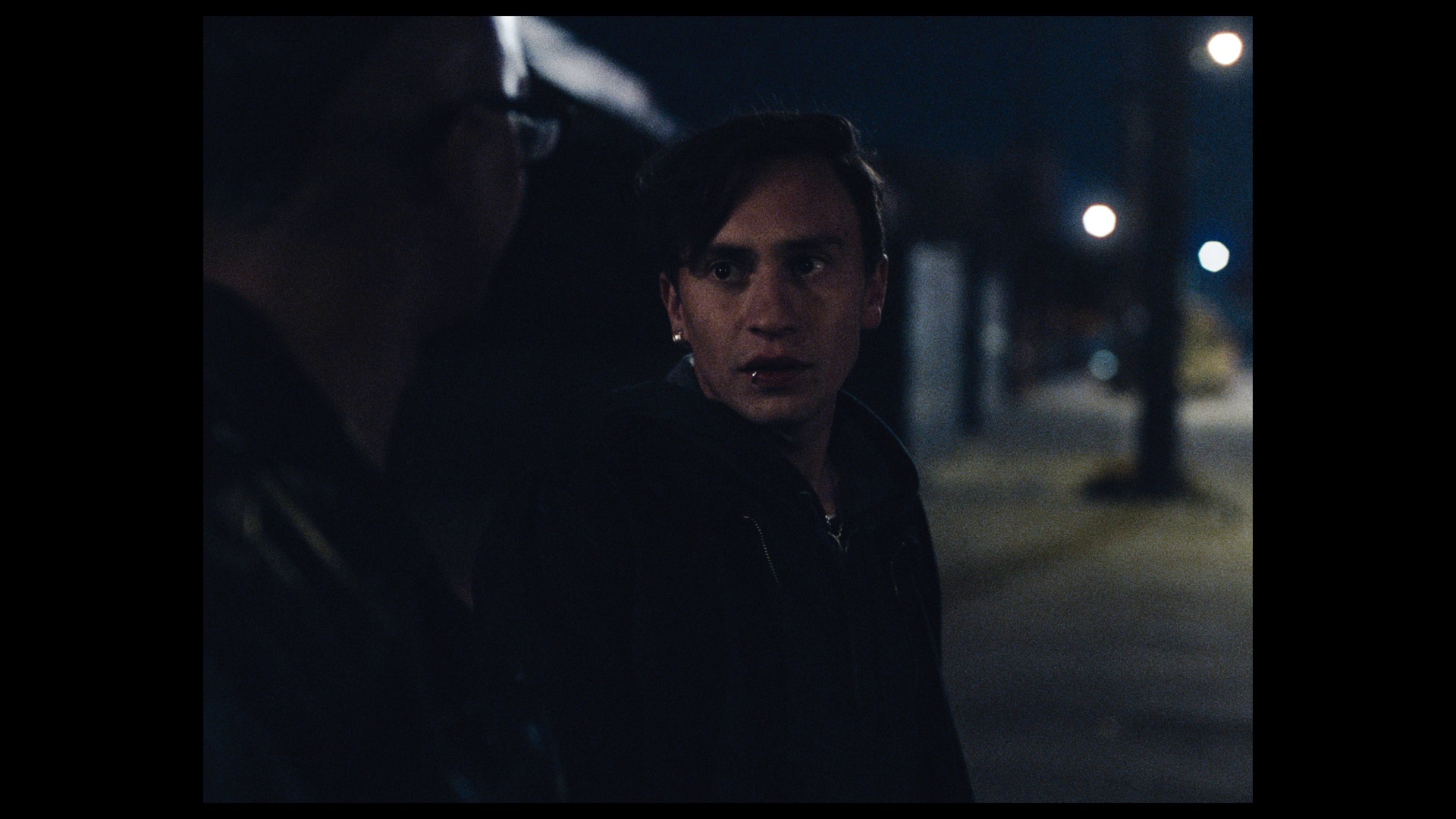 怪诞故事 [简繁英字幕].Freaky.Tales.2024.BluRay.1080p.REMUX.AVC.TrueHD7.1-DreamHD 28.02GB-2.png