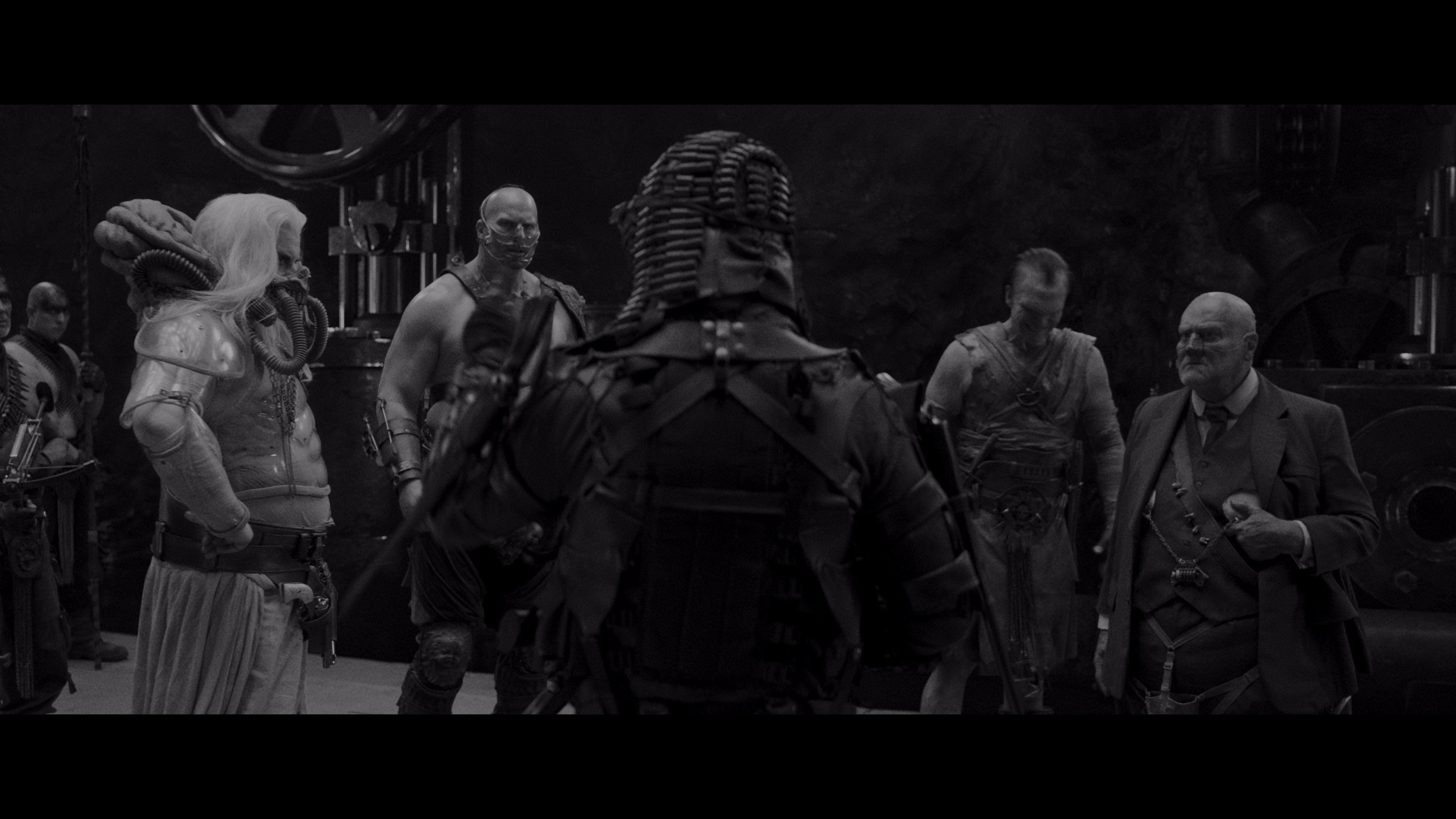 疯狂的麦克斯：狂暴女神 [HDR/杜比视界双版本][国英多音轨/简繁英字幕].2024.Black.and.Chrome.Edition.2160p.UHD.BluRay.REMUX.HEVC.DoVi.HDR.TrueHD7.1-DreamHD 63.85GB-5.png