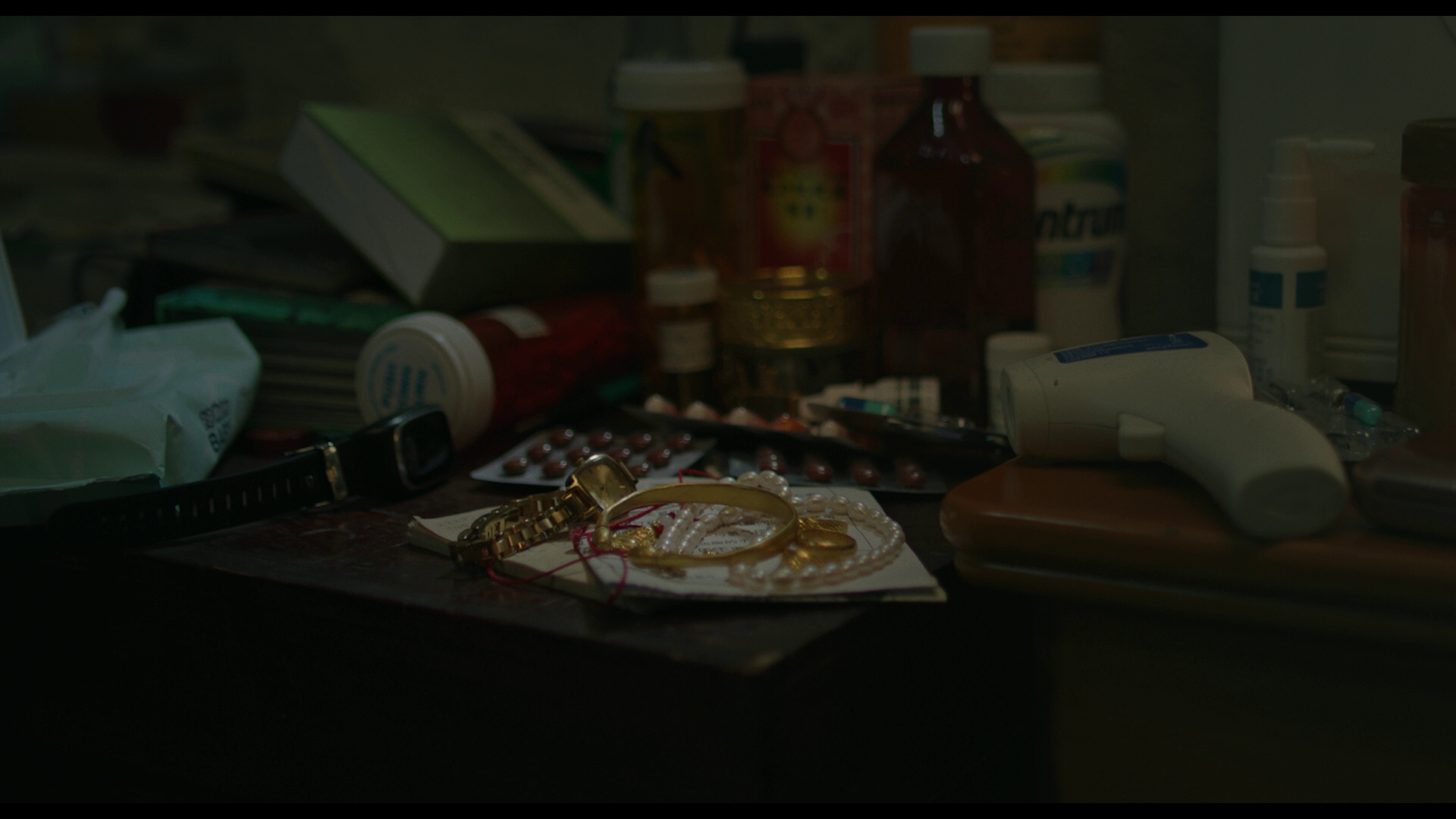 乘船而去 [国语配音/中文字幕].Gone.with.the.Boat.2023.1080p.BluRay.REMUX.AVC.DTS-HDMA5.1-DreamHD 29.49GB-6.png