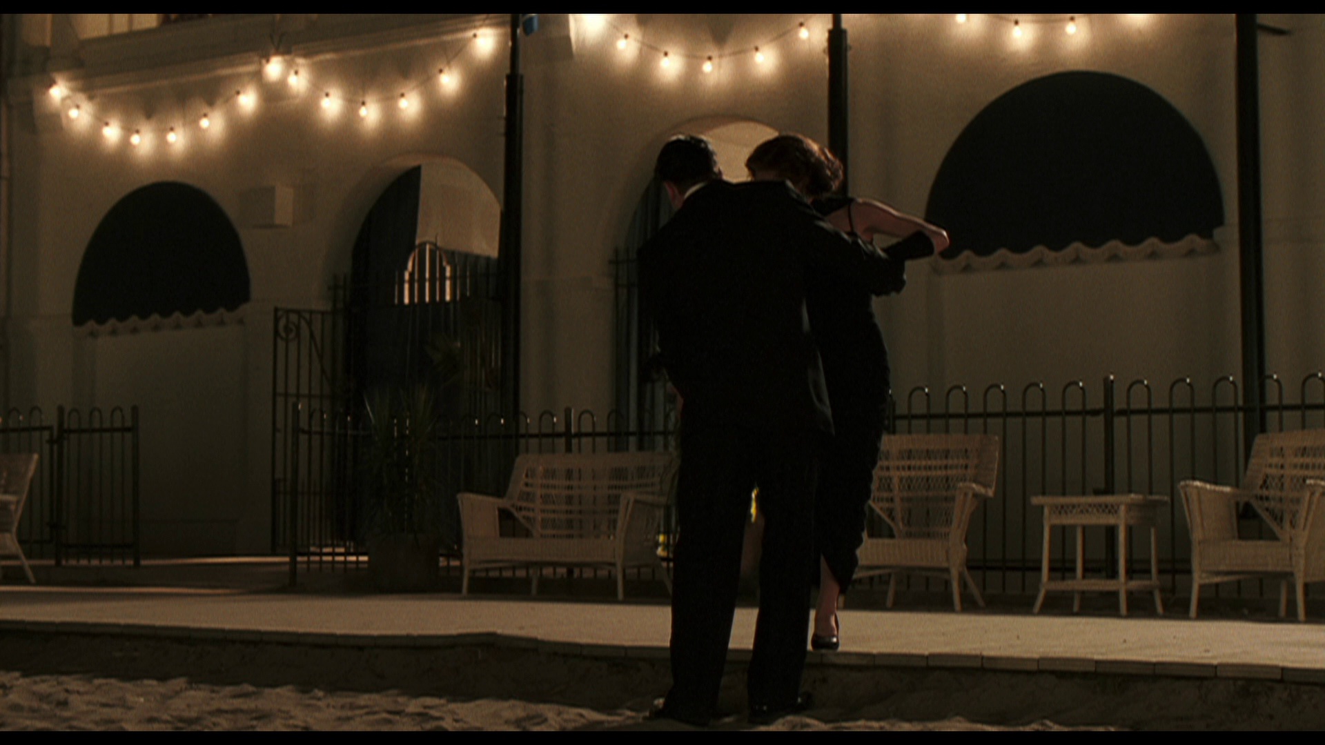 好莱坞庄园 [简繁英字幕].Hollywoodland.2006.BluRay.REMUX.1080p.AVC.DTS-HDMA5.1-DreamHD 35.09GB-2.png