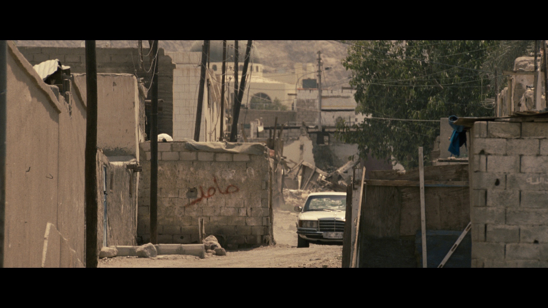 铁血精英 [国英多音轨/特效中文字幕].Killer.Elite.2011.1080p.BluRay.REMUX.AVC.DTS-HD.MA.5.1-DreamHD 28.60GB-2.png