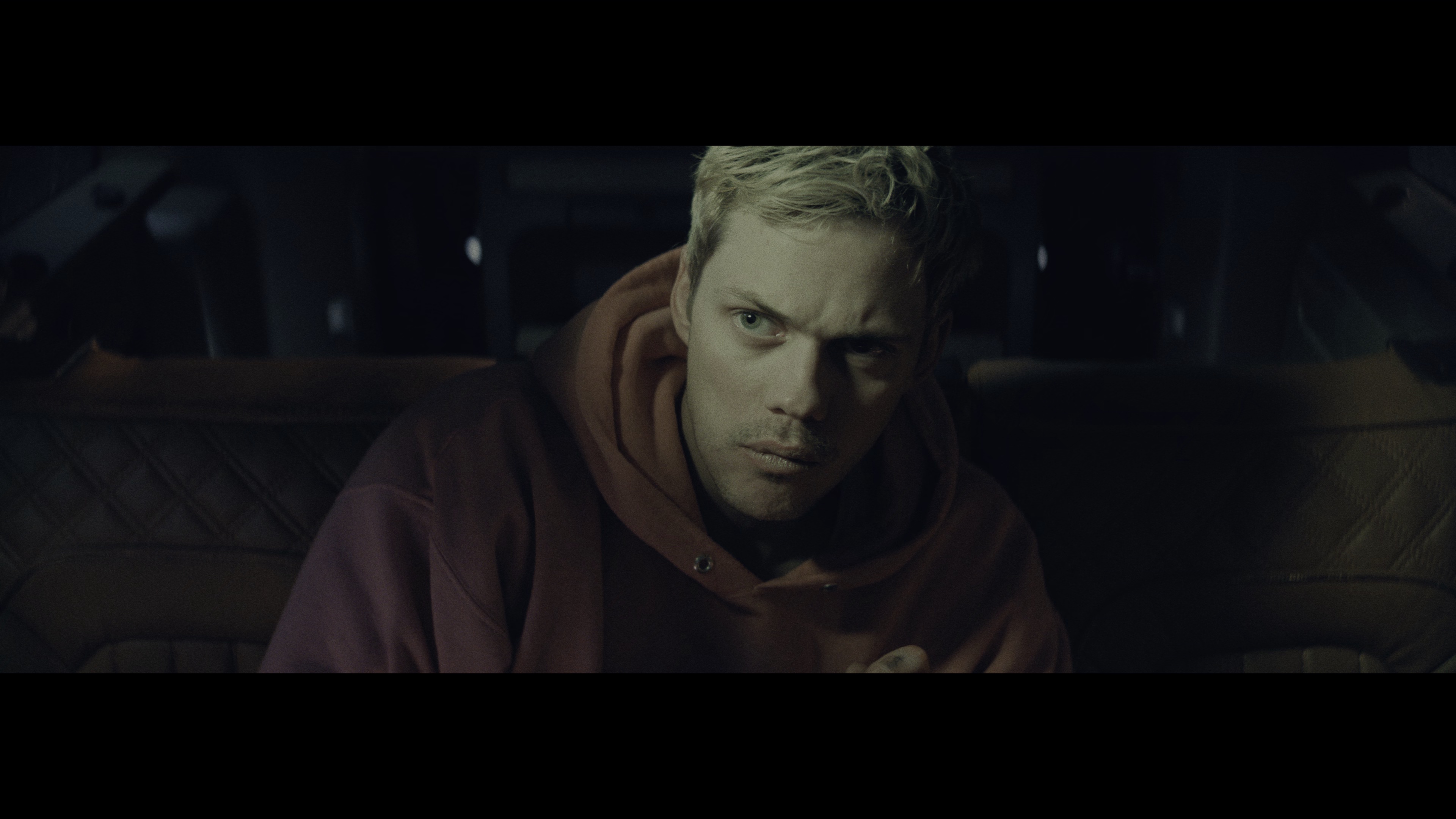 紧锁 [简繁英字幕].Locked.In.Trappola.2025.UHD.BluRay.2160p.REMUX.HEVC.HDR.DTS-HDMA5.1-DreamHD 44.77GB-4.png