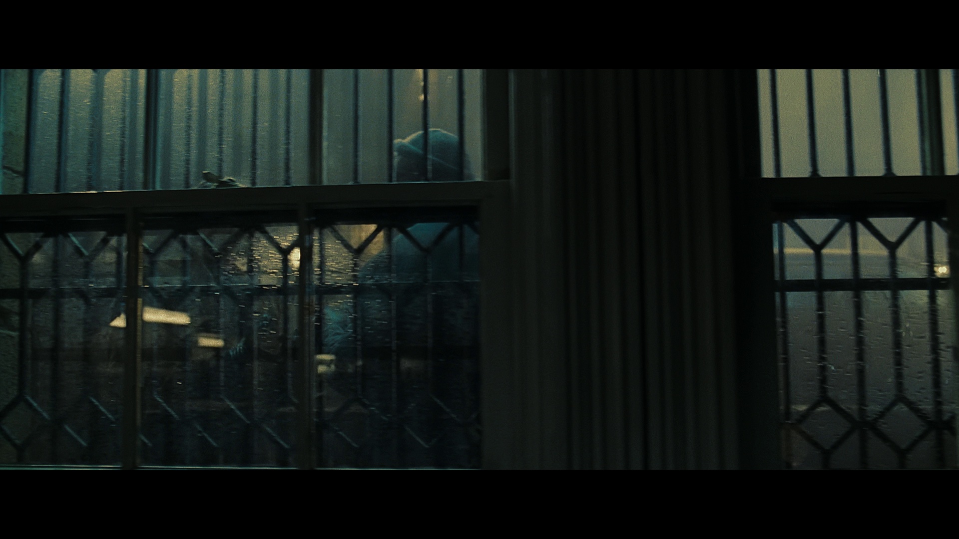 战栗空间 [繁英字幕].Panic.Room.2002.1080p.BluRay.REMUX.AVC.DTS-HDMA5.1-DreamHD 25.09GB-2.png