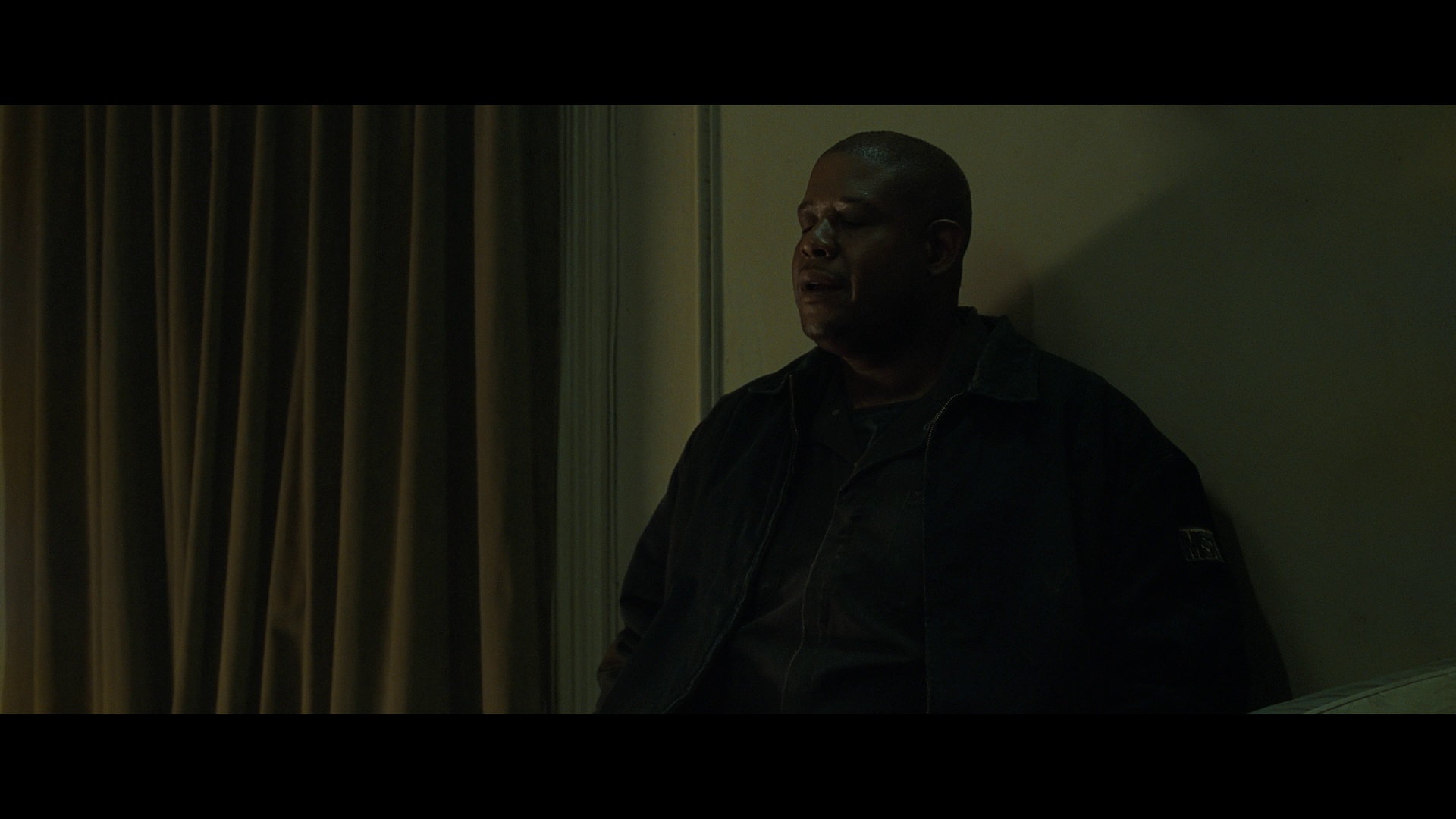 战栗空间 [繁英字幕].Panic.Room.2002.1080p.BluRay.REMUX.AVC.DTS-HDMA5.1-DreamHD 25.09GB-5.png