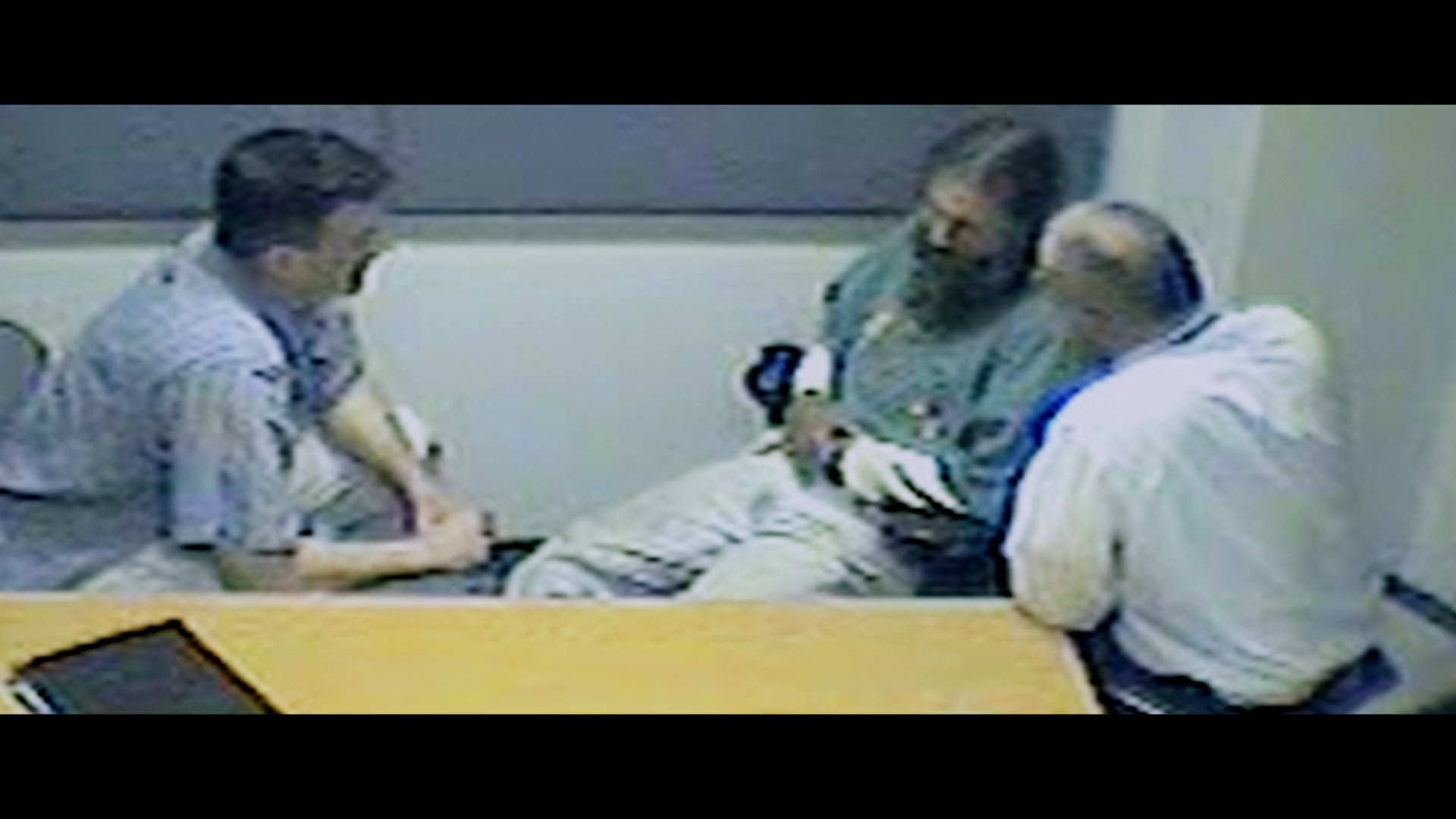 在家消失的女孩伊丽莎白·斯马特绑架案 [简繁英字幕].2026.1080p.NF.WEB-DL.DDP.5.1.Atmos.H.264-DreamHD 3.97GB-7.png