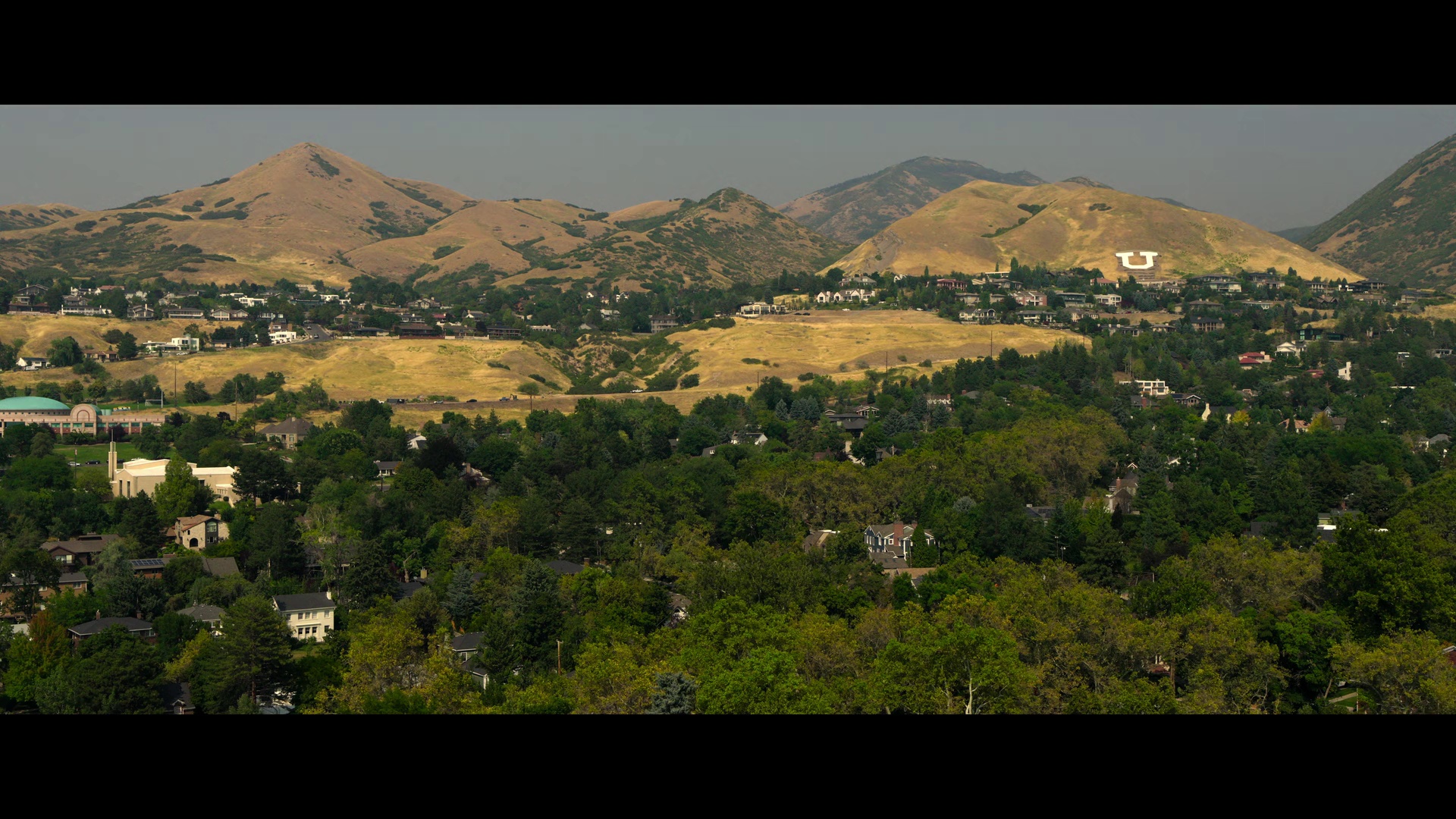 在家消失的女孩伊丽莎白·斯马特绑架案 [简繁英字幕].2026.2160p.NF.WEB-DL.DDP.5.1.Atmos.H.265-DreamHD 11.94GB-2.png