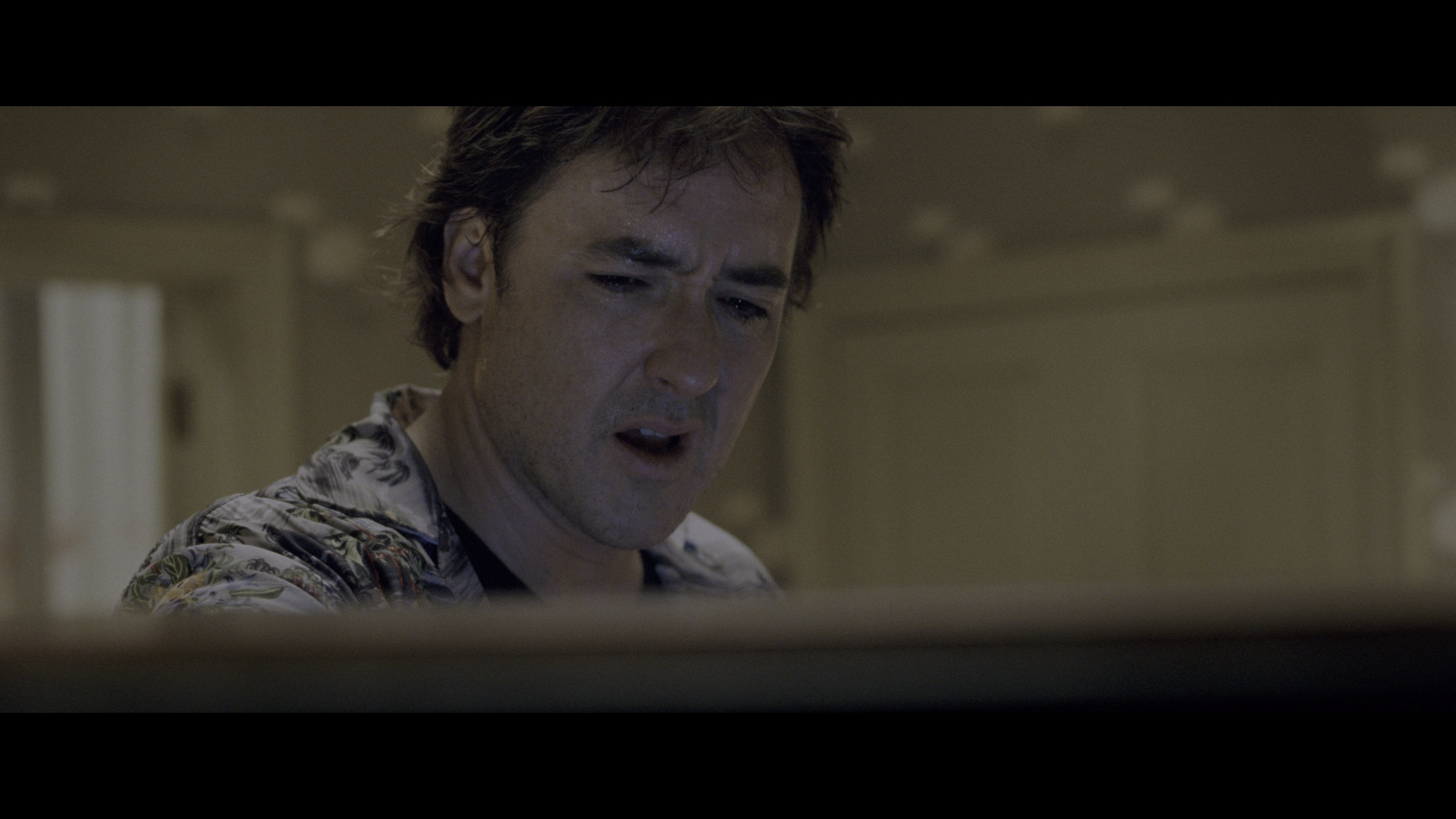 幻影凶间 [HDR/杜比视界双版本][简繁英字幕].1408.2007.2160p.Bluray.REMUX.DoVi.HDR.HEVC.TrueHD5.1-DreamHD 68.28GB-4.png