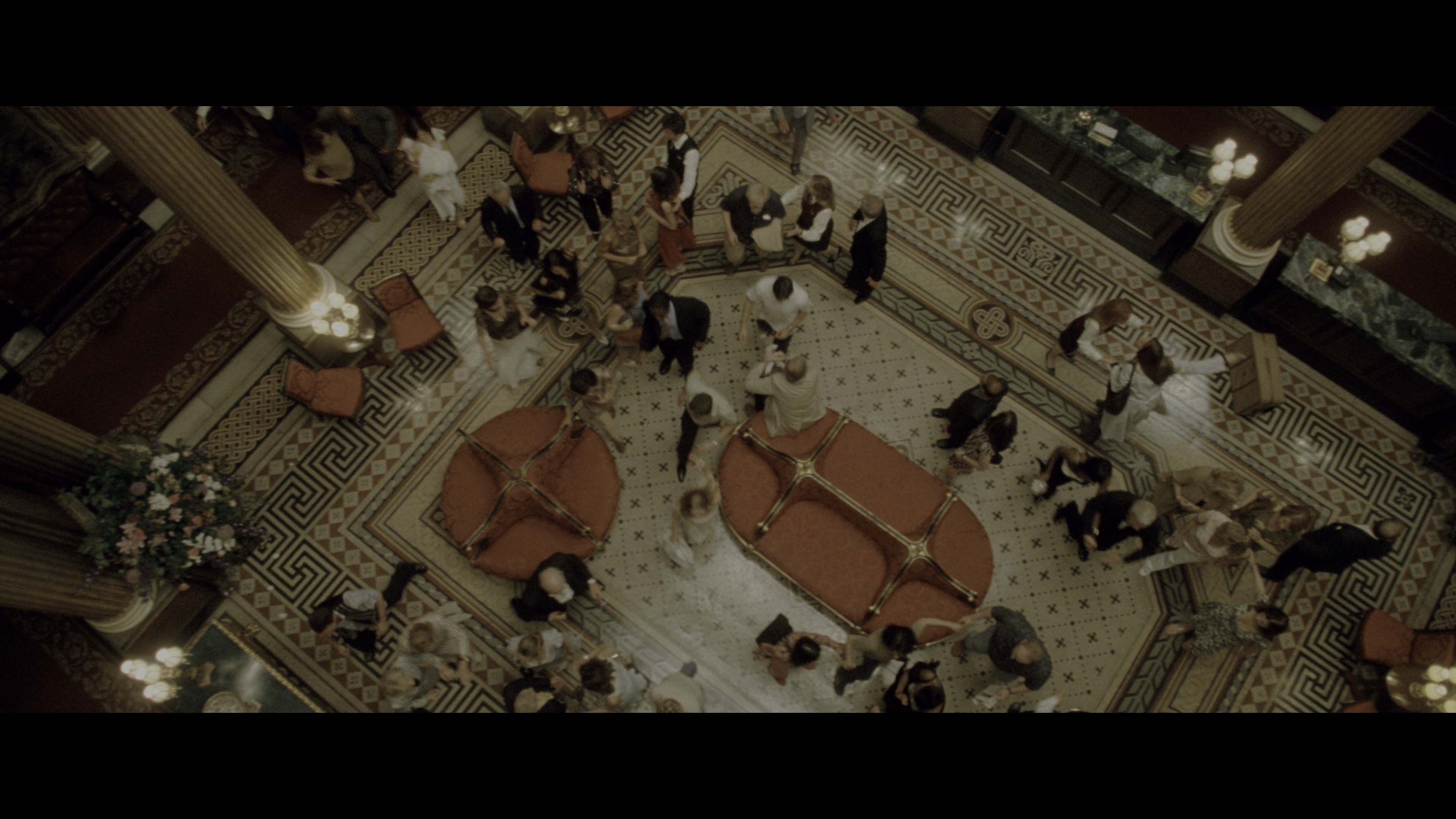 幻影凶间 [HDR/杜比视界双版本][简繁英字幕].1408.2007.Bluray.2160p.TrueHD5.1.DoVi.HDR.x265.10bit-DreamHD 28.29GB-7.png