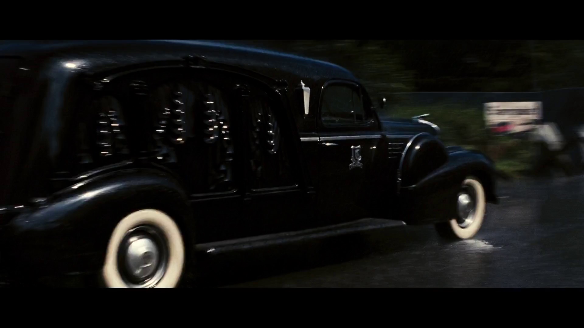 黑皮书 [中文字幕].Black.Book.2006.1080p.HamiVideo.WEB-DL.AAC2.0.H.264-DreamHD 7.85GB-2.png