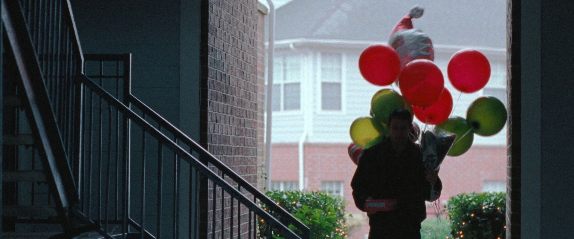 屋顶人 [中文字幕].Roofman.2025.1080p.BluRay.x264-CTRLHD 14.00GB-7.png