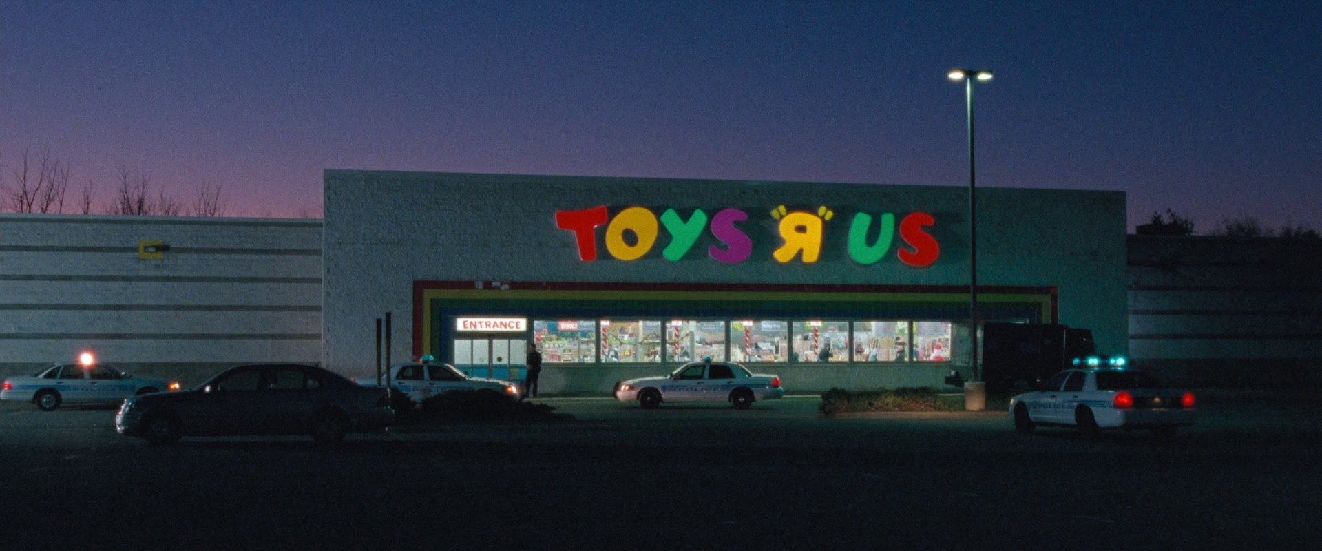 屋顶人 [中文字幕].Roofman.2025.1080p.BluRay.x265.10bit-CTRLHD 10.00GB-5.png