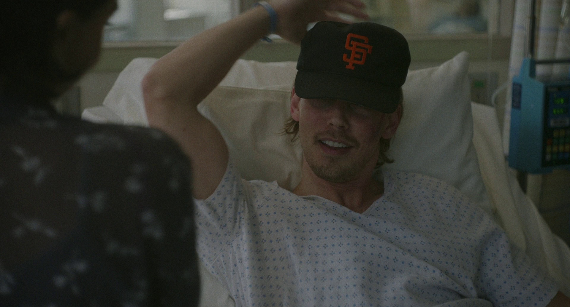 偷天盗日 [简繁英字幕].Caught.Stealing.2025.1080p.BluRay.x265.10bit.DTS-HD.MA.5.1-ParkHD 7.07GB-1.png