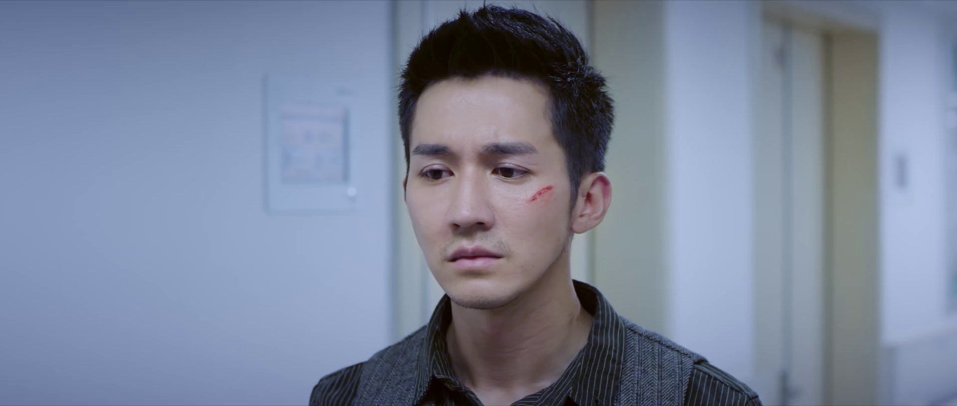 杨非与高俐 [国语配音/中文字幕].Yang.Fei.and.Gao.Li.2026.1080p.WEB-DL.H264.AAC-QuickIO 0.93GB-6.png