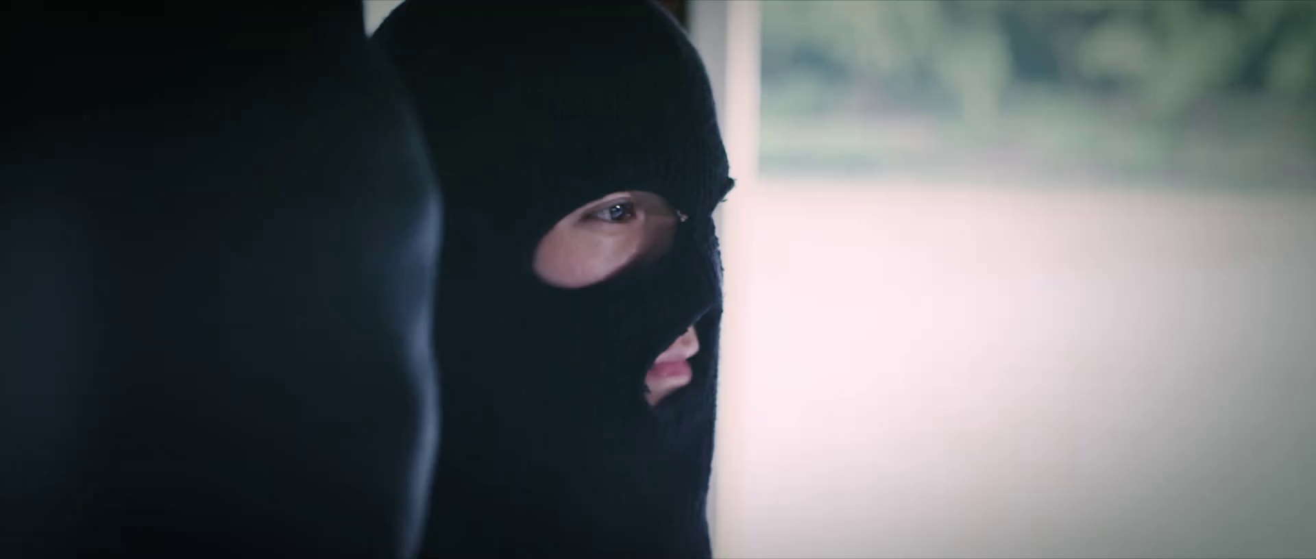 杨非与高俐 [国语配音/中文字幕].Yang.Fei.and.Gao.Li.2026.2160p.WEB-DL.H265.DDP2.0-QuickIO 1.98GB-7.png