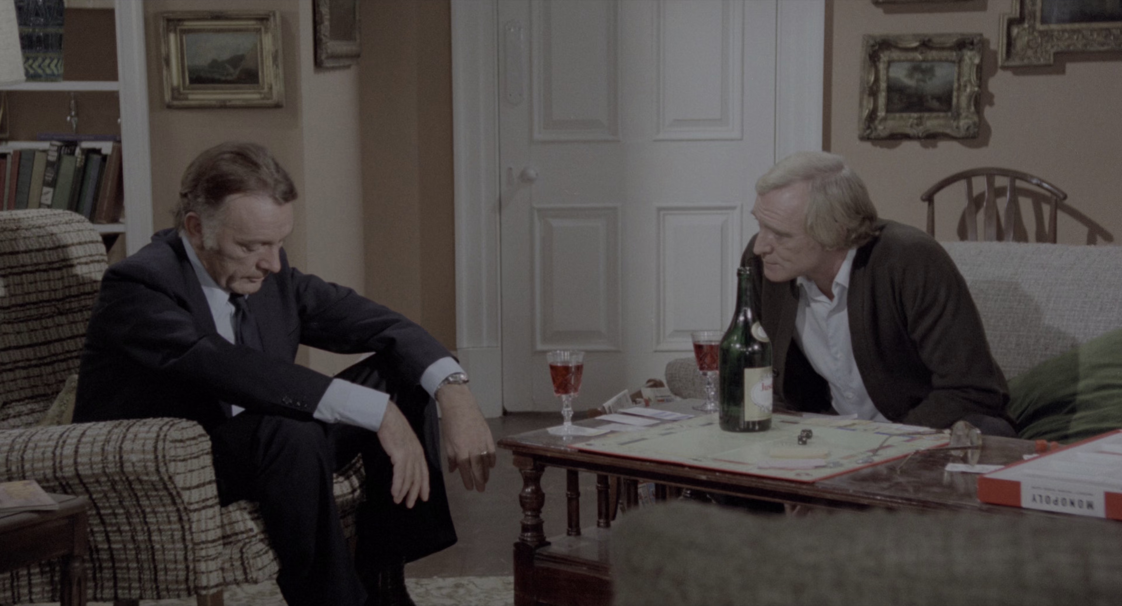 野鹅敢死队 [HDR/杜比视界双版本][国英多音轨/简繁英字幕].1978.2160p.UHD.BluRay.DV.x265.10bit.DTS-HD.MA2.0-ParkHD 24.77GB-2.png