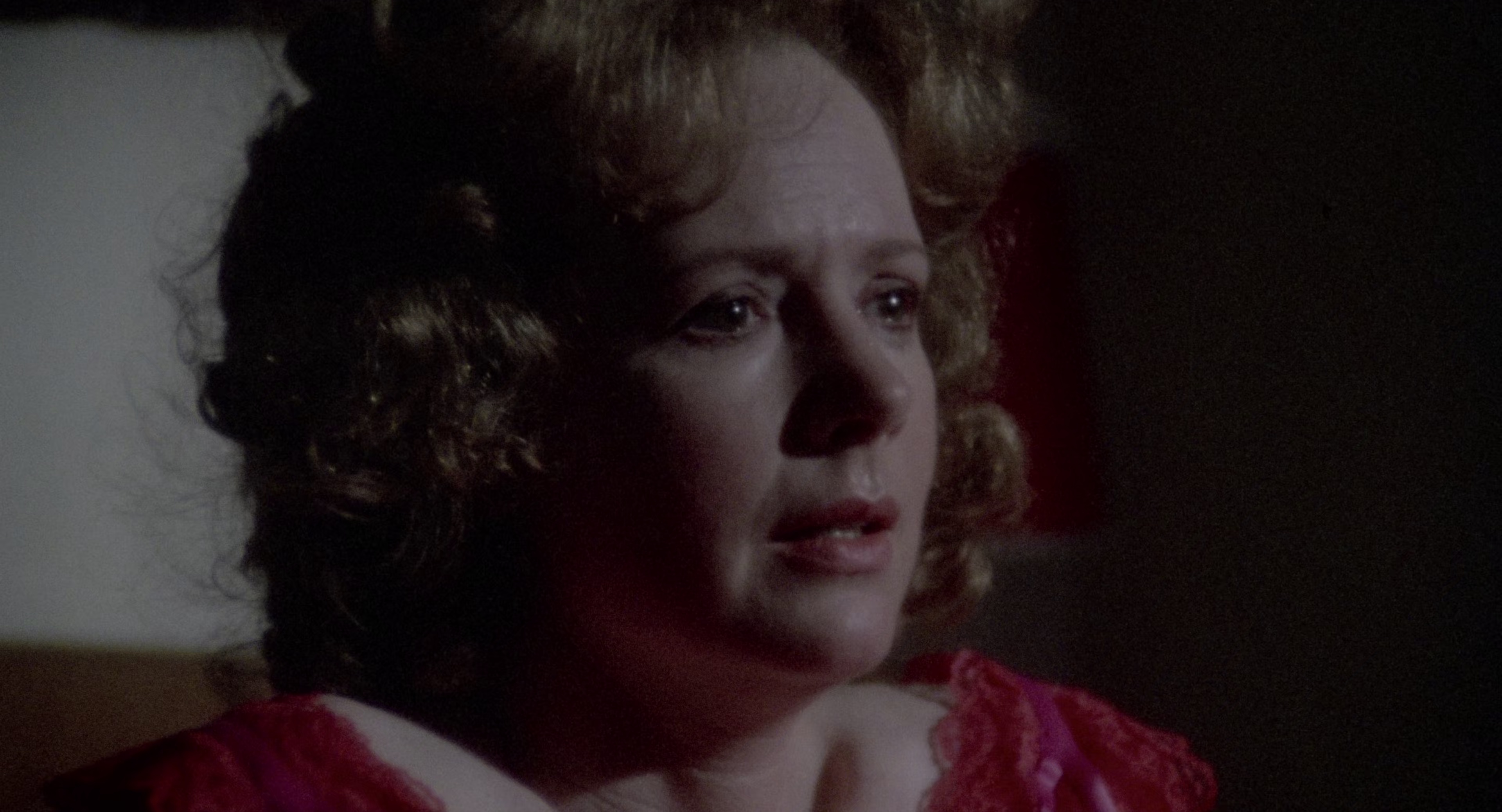 血红宝石 [HDR/杜比视界双版本][简繁英字幕].Ruby.1977.2160p.UHD.BluRay.DV.x265.10bit.DTS-HD.MA2.0-ParkHD 14.76GB-3.png