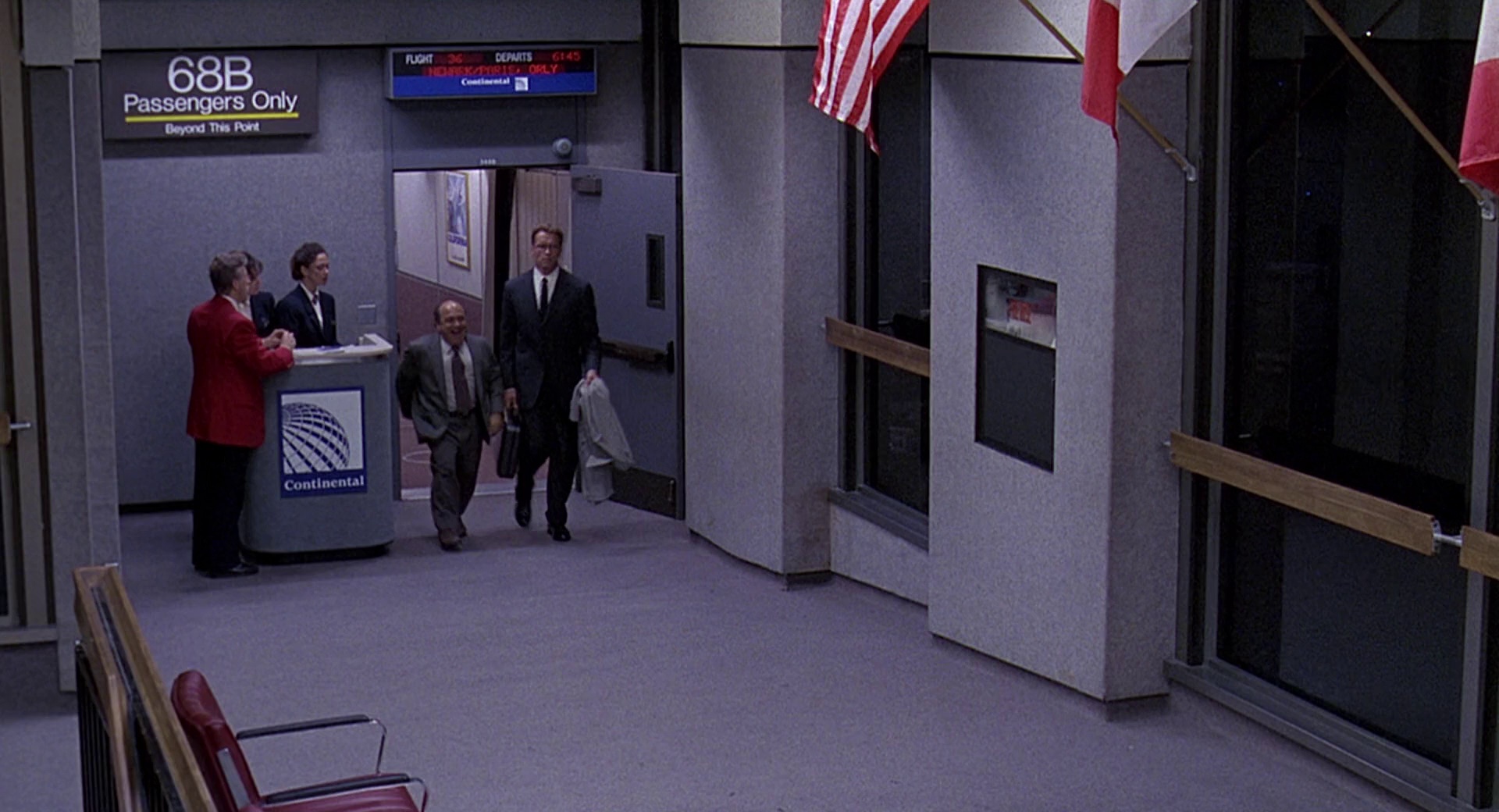 魔鬼二世 简繁英字幕].Junior.1994.1080p.BluRay.x264.DTS-HD.MA.5.1-ParkHD 12.27GB-2.png