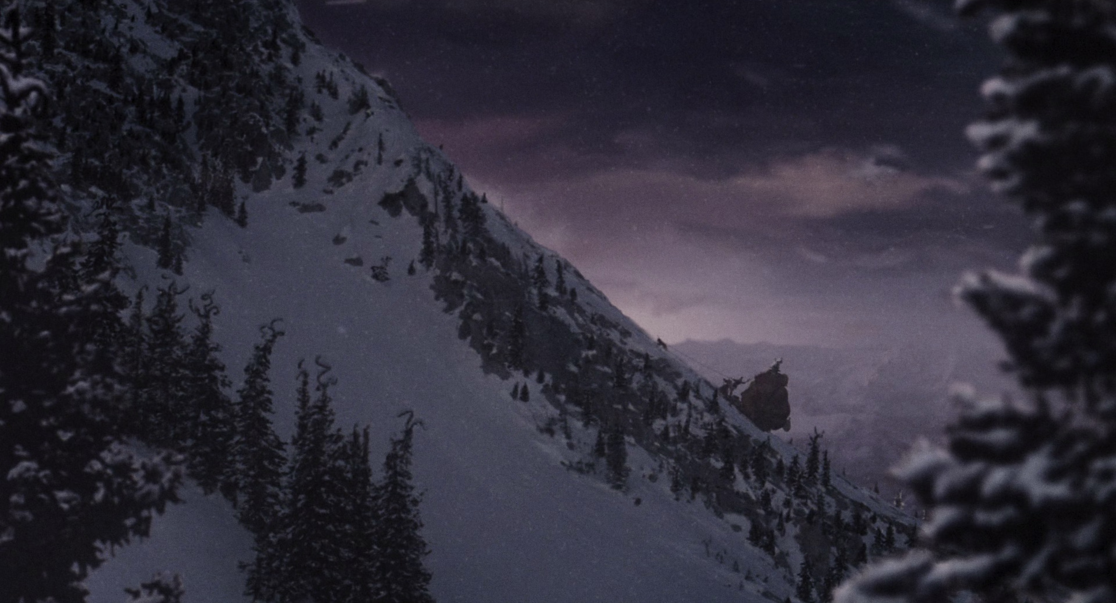 圣诞怪杰 [HDR/杜比视界双版本][简繁英字幕].2000.2160p.UHD.BluRay.DV.x265.10bit.TrueHD.7.1.Atmos-ParkHD 20.08GB-6.png