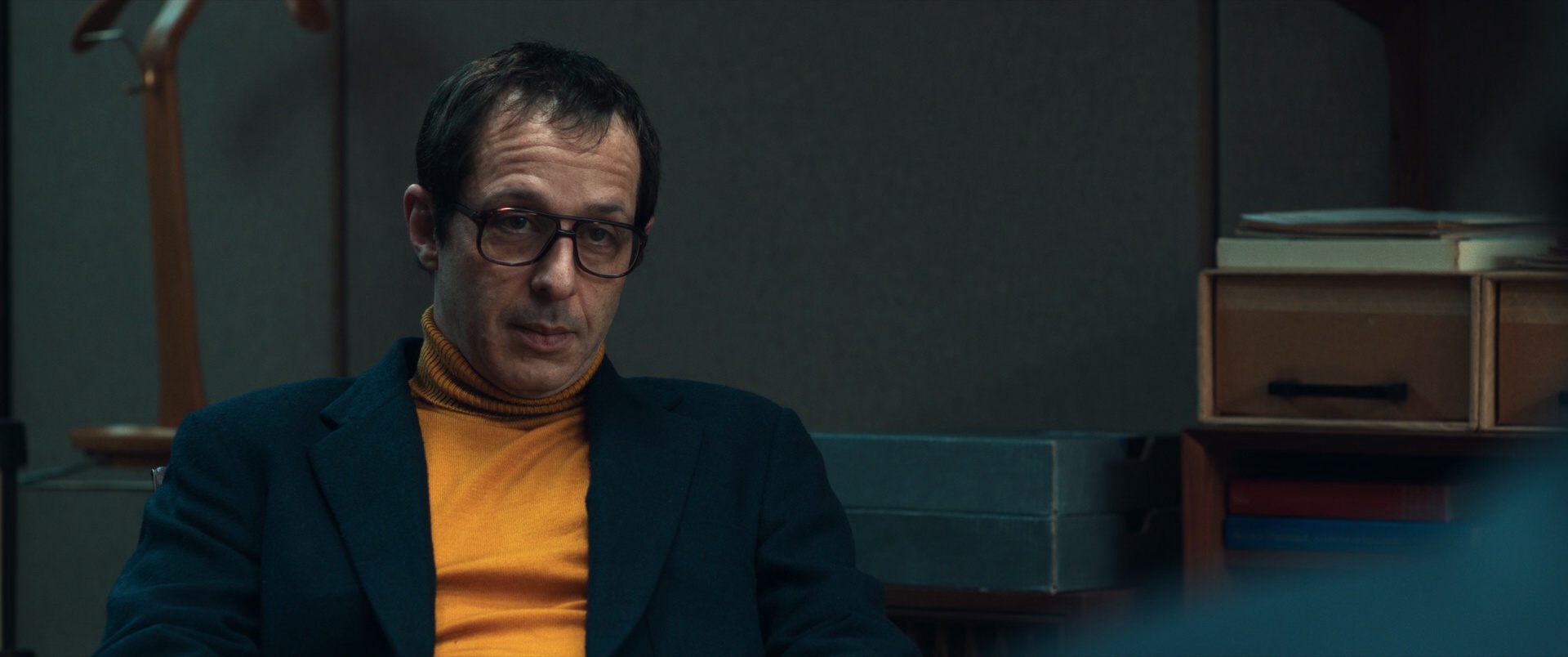 无处释放我 [HDR/杜比视界双版本][简繁英字幕].2025.BluRay.2160p.TrueHD7.1.DoVi.HDR.x265.10bit-DreamHD 20.42GB-6.png