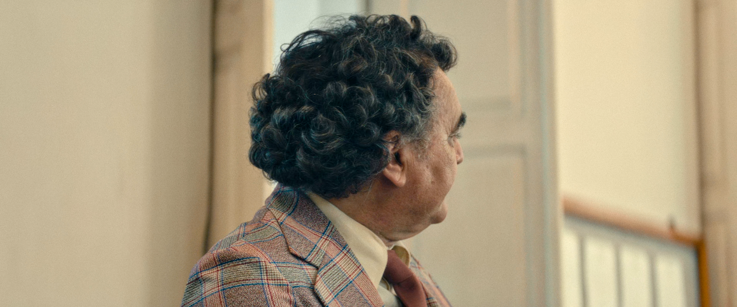 密探 [英文字幕].The.Secret.Agent.2025.REPACK.2160p.AMZN.WEB-DL.DDP5.1.H.265-BYNDR 17.46GB-5.png