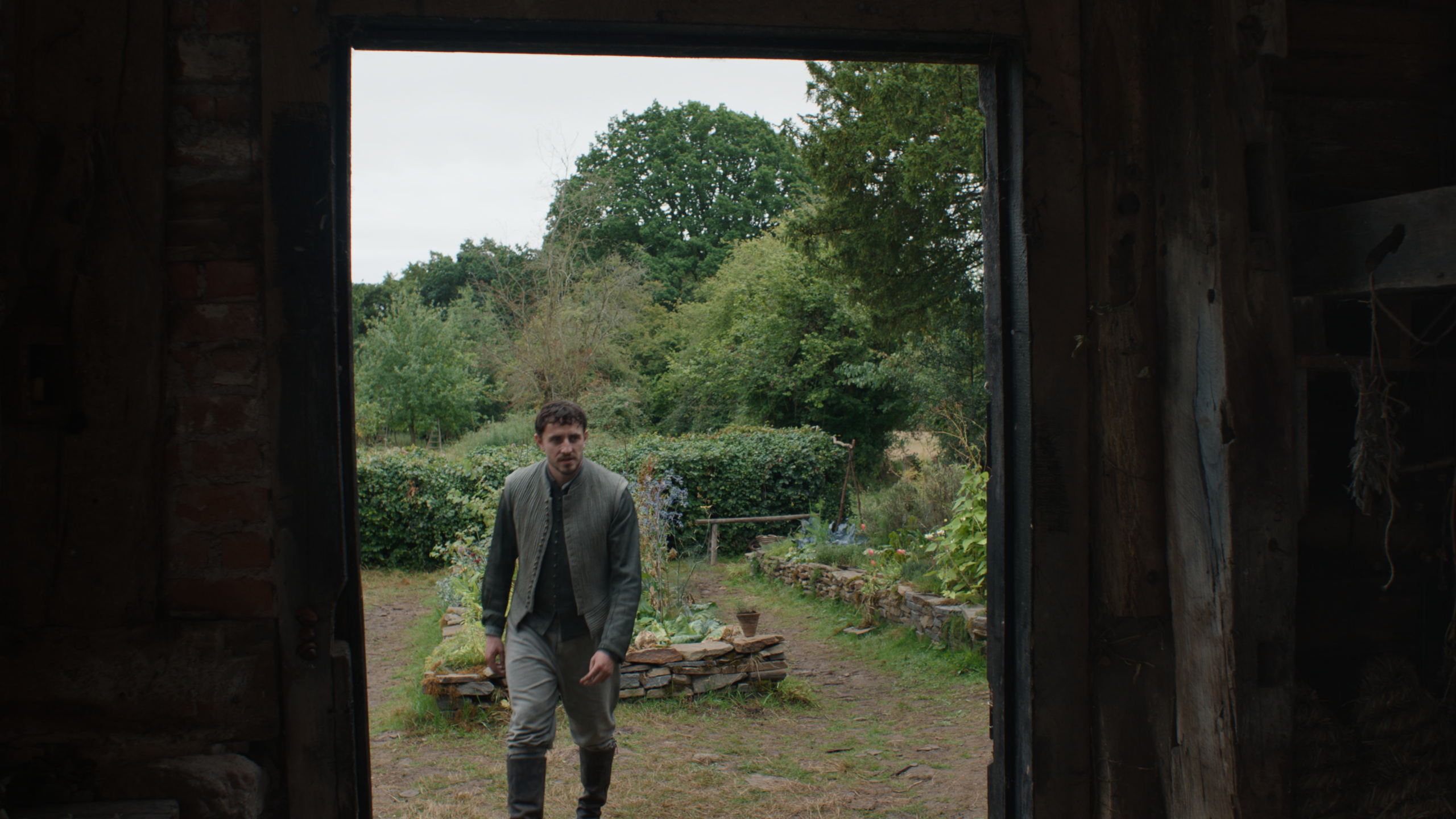 哈姆奈特 [英文字幕].Hamnet.2025.2160p.MA.WEB-DL.DDP5.1.Atmos.H.265-HONE 21.81GB-2.png