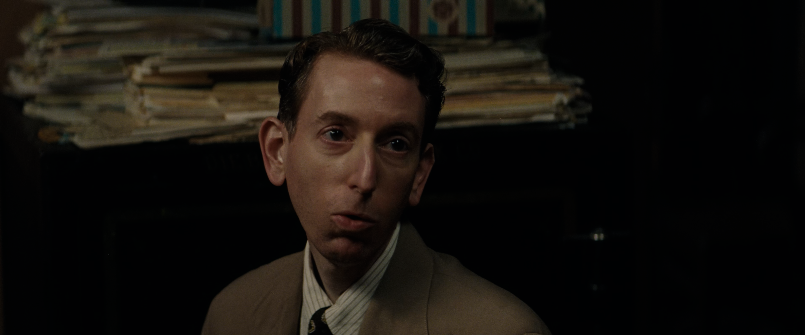 至尊马蒂 [HDR/杜比视界双版本][英文字幕].Marty.Supreme.2025.2160p.iT.WEB-DL.DDP5.1.Atmos.DV.HDR.H.265-BYNDR 26.34GB-2.png