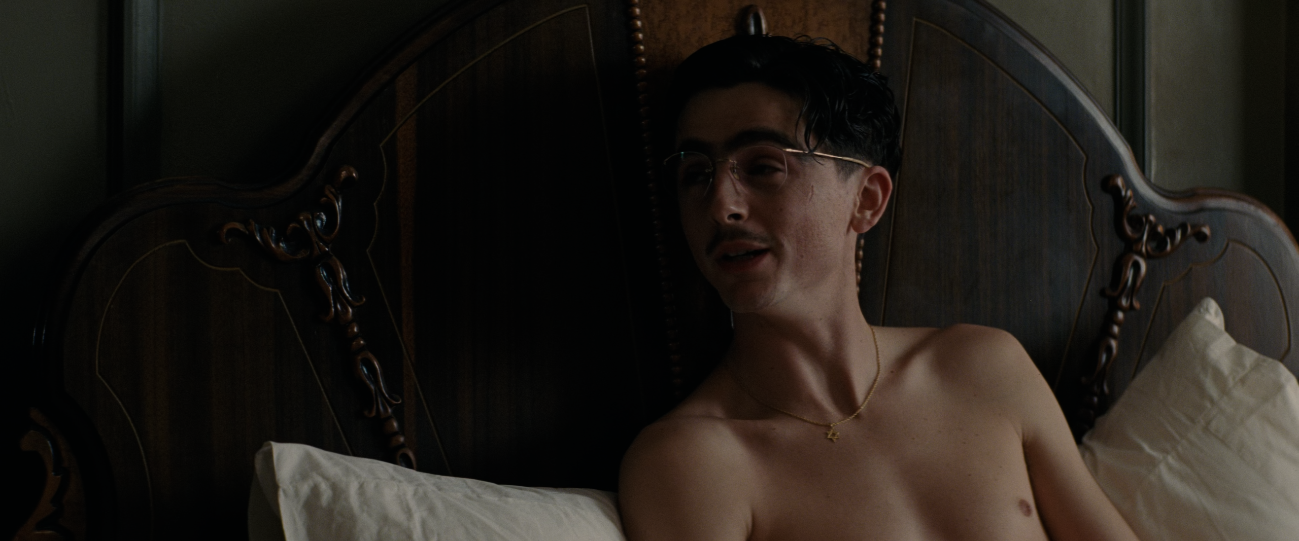 至尊马蒂 [HDR/杜比视界双版本][英文字幕].Marty.Supreme.2025.2160p.iT.WEB-DL.DDP5.1.Atmos.DV.HDR.H.265-BYNDR 26.34GB-7.png