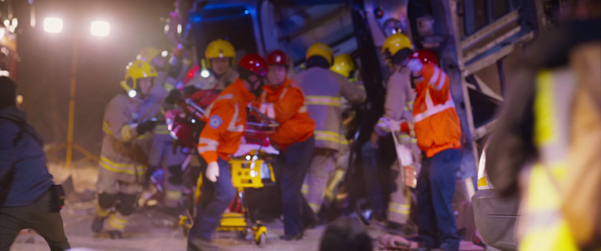 送院途中 [国语音轨/繁英字幕].Vital.Sign.2023.BluRay.1080p.TrueHD5.1.x265.10bit-DreamHD 5.16GB-7.png