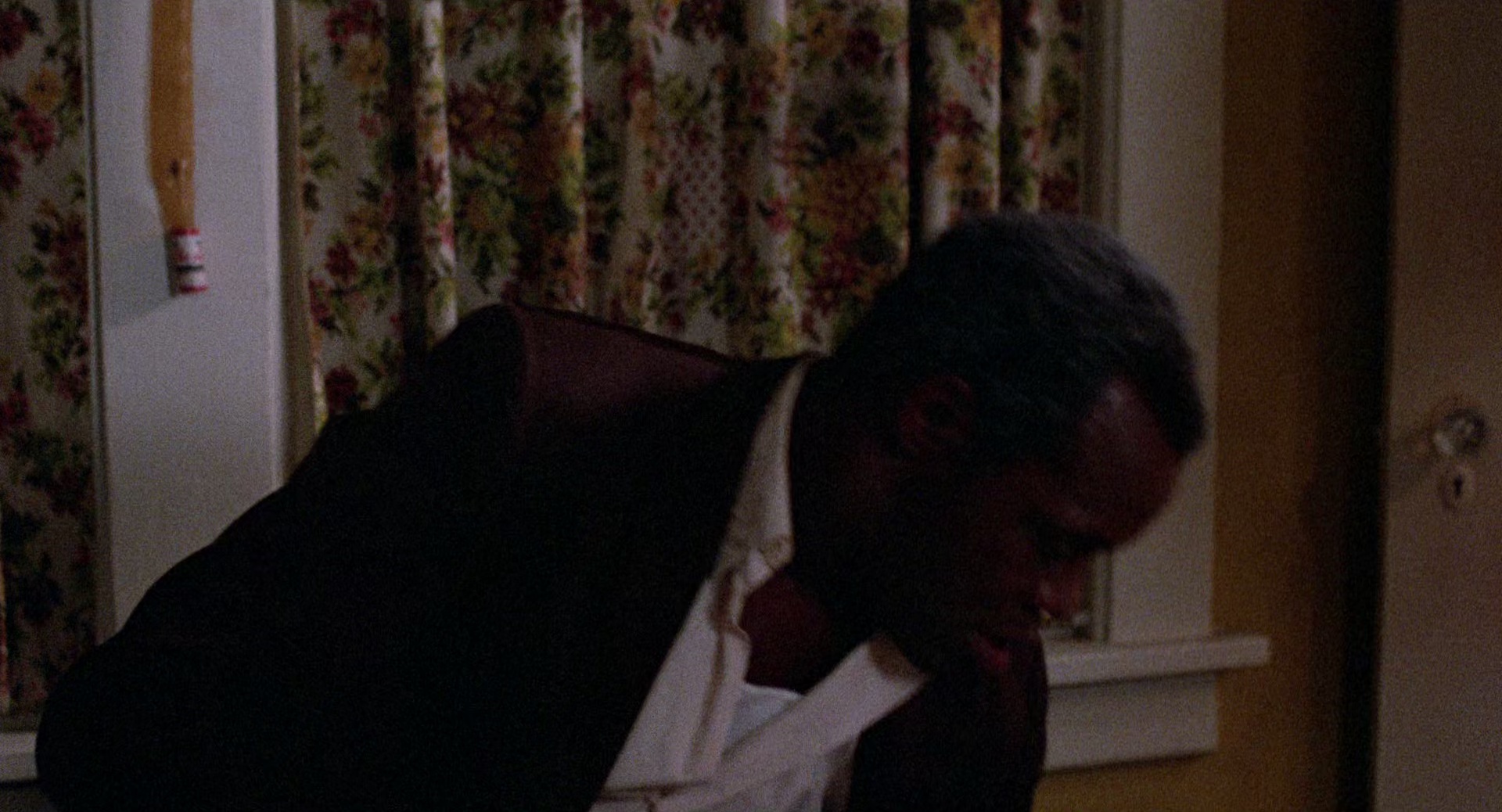 带怒而眠 [简繁英字幕].To.Sleep.with.Anger.1990.CC.1080p.BluRay.x265.10bit.FLAC.2.0-QuickIO 6.49GB-6.png