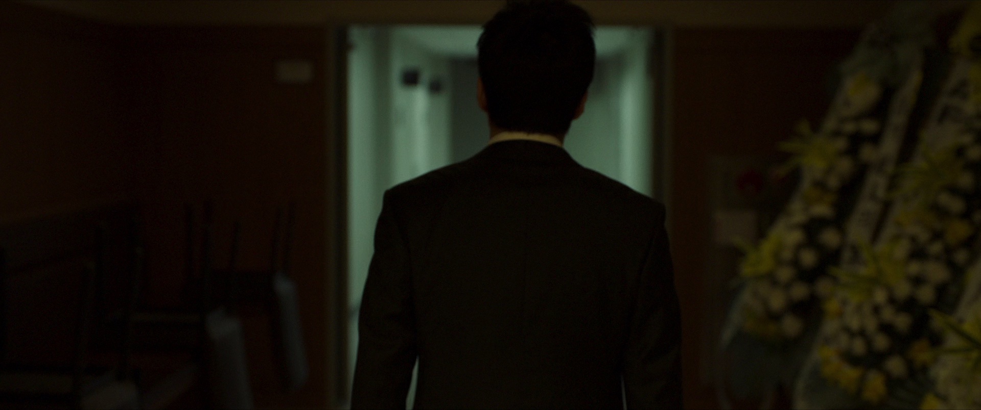 三天 [简繁英字幕].Devils.Stay.2024.BluRay.1080p.DTS-HDMA5.1.x265.10bit-DreamHD 5.05GB-3.png
