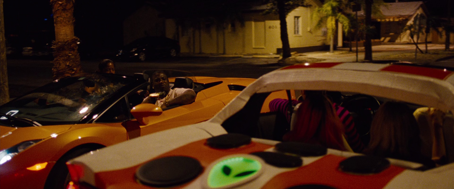 春假 [简繁英字幕].Spring.Breakers.2012.BluRay.1080p.DTS-HD.MA.5.1.x265.10bit-DreamHD 7.01GB-6.png