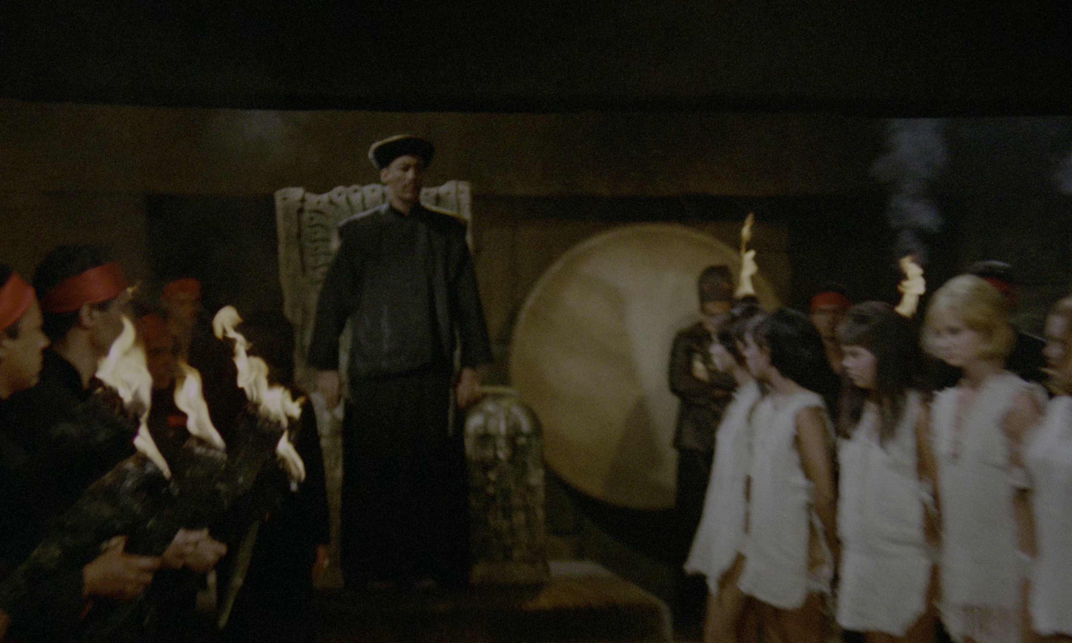 傅满洲之血 [HDR/杜比视界双版本][简繁英字幕].1968.2160p.UHD.BluRay.DV.x265.10bit.DD2.0-ParkHD 17.16GB-2.png