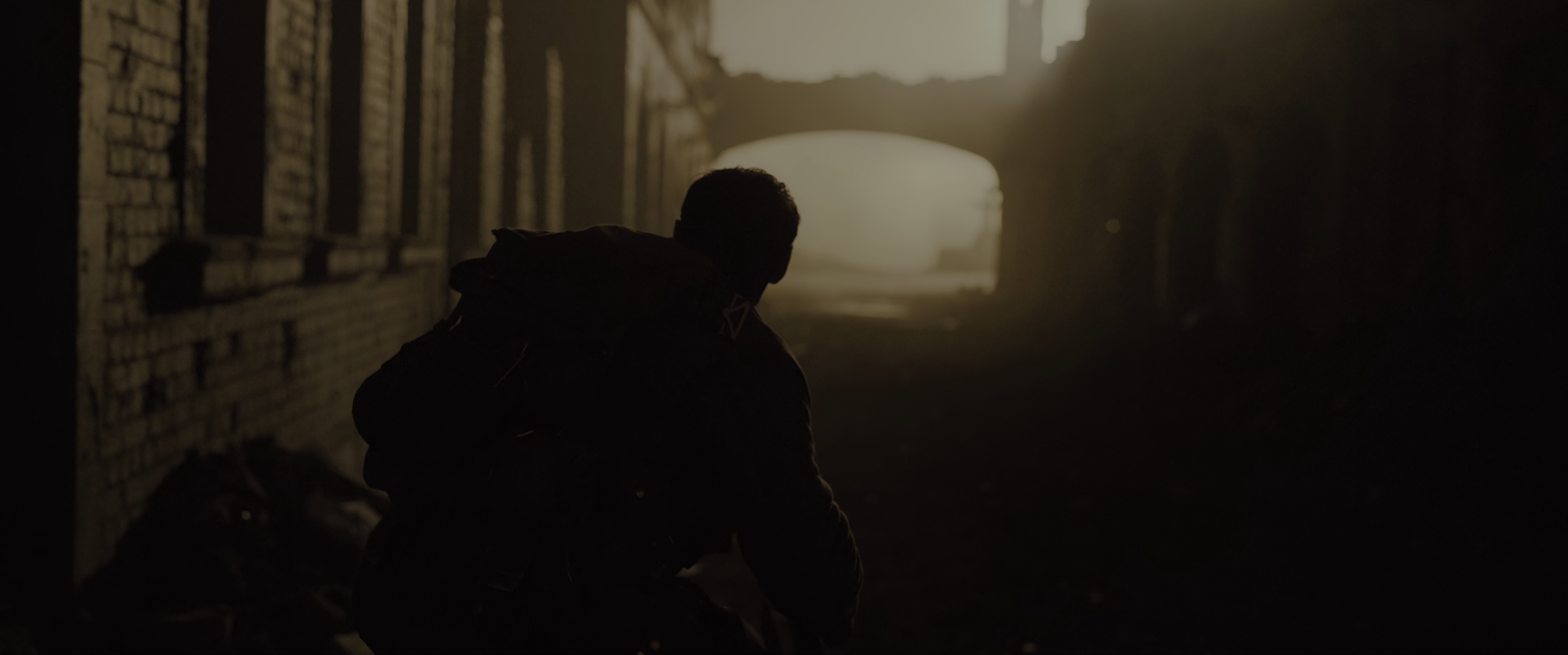 1917 [简繁英双语特效字幕].1917.2019.2160p.BluRay.x265.10bit.HDR-SSDSSE 16.10GB-5.png