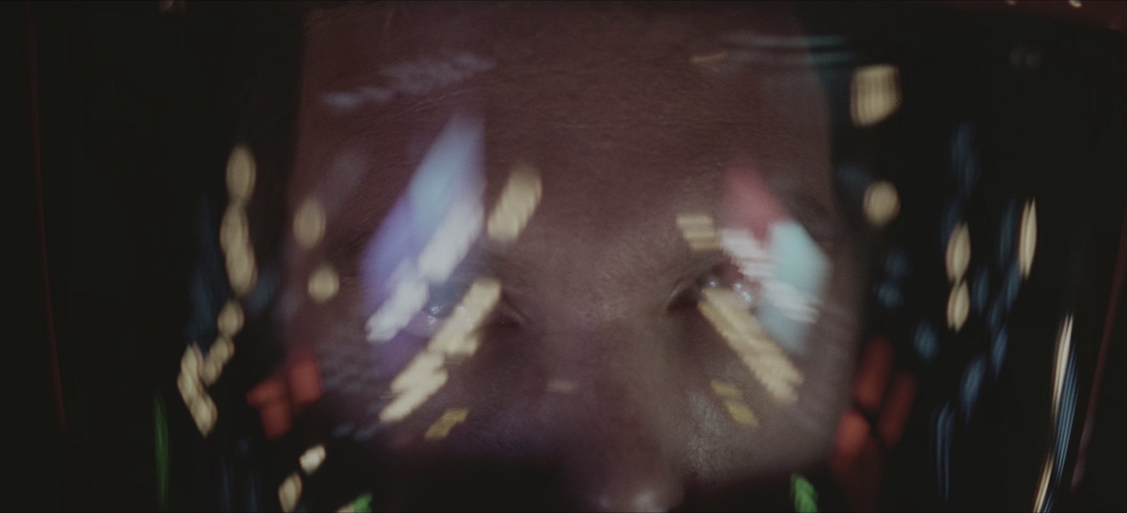 2001太空漫游 [简繁字幕].2001A.Space.Odyssey.Bluray.2160p.x265.10bit.HDR.2Audio-SSDSSE 14.14GB-7.png